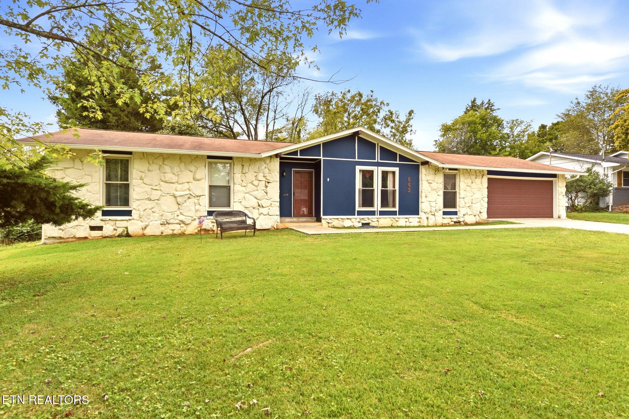 843 Sky Blue Drive Knoxville TN 37923