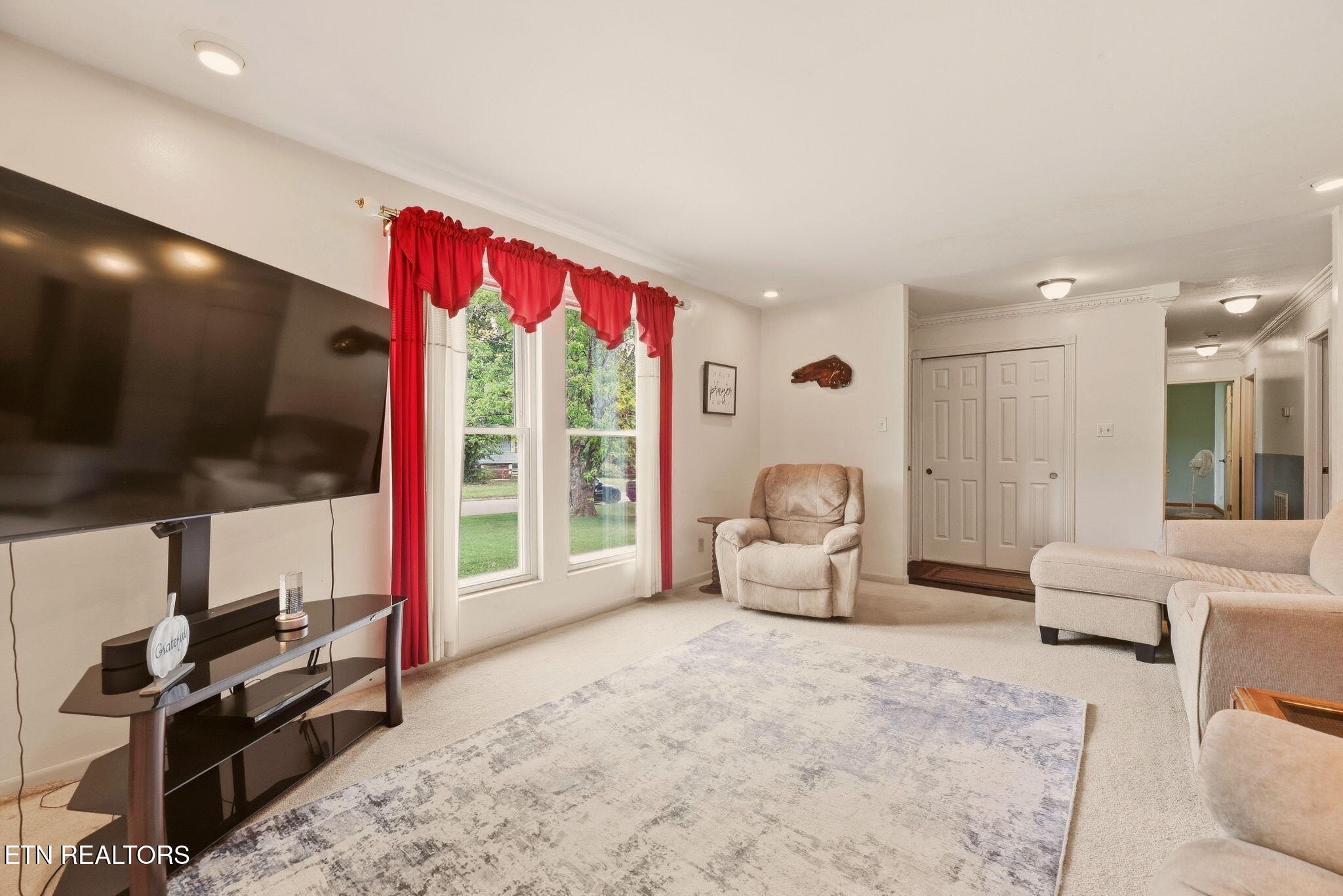 843 Sky Blue Drive Knoxville TN 37923