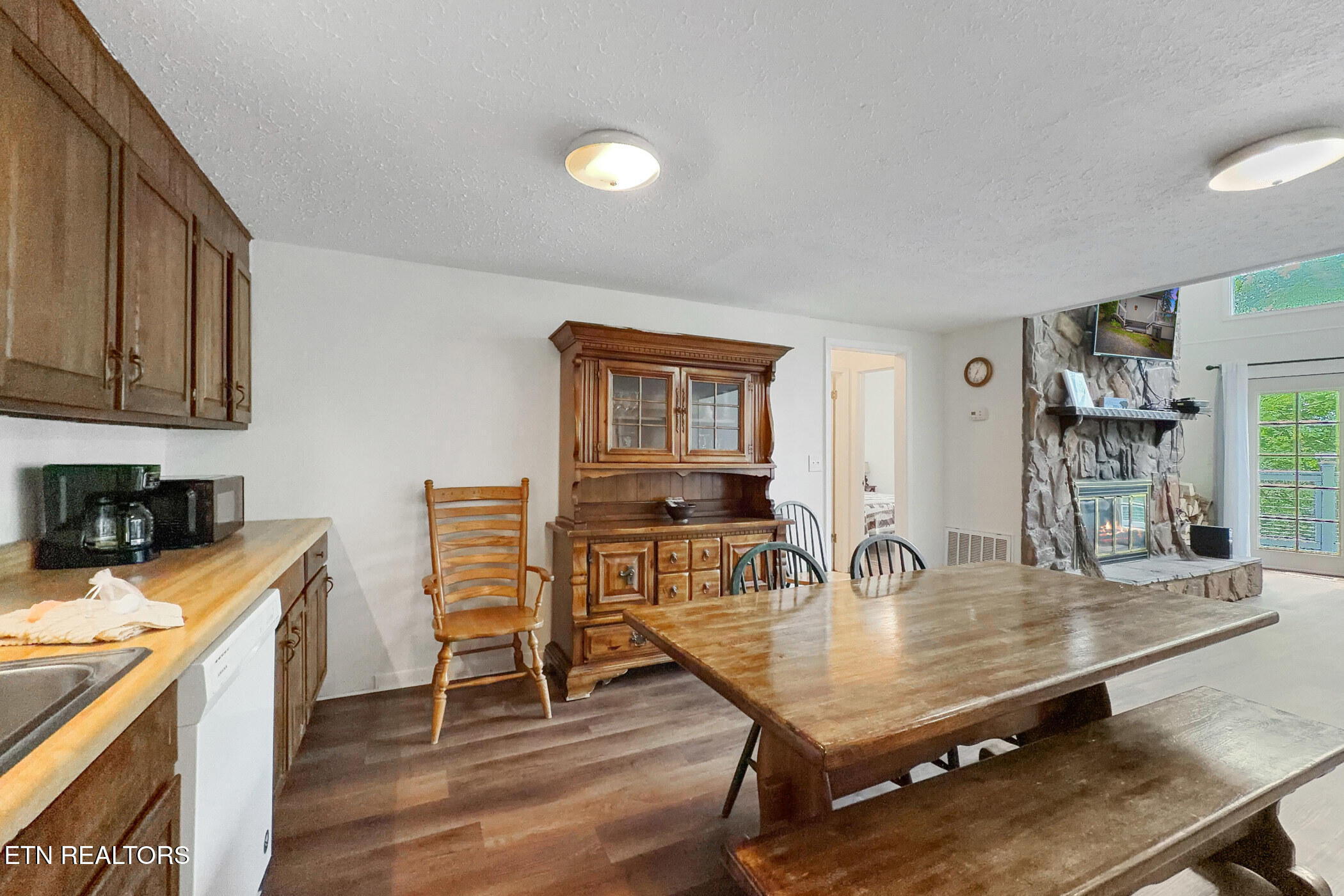 1850 Red Bone Way Sevierville TN 37876