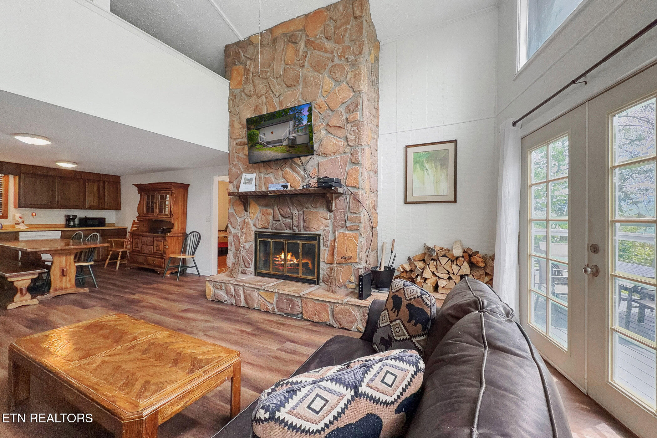 1850 Red Bone Way Sevierville TN 37876
