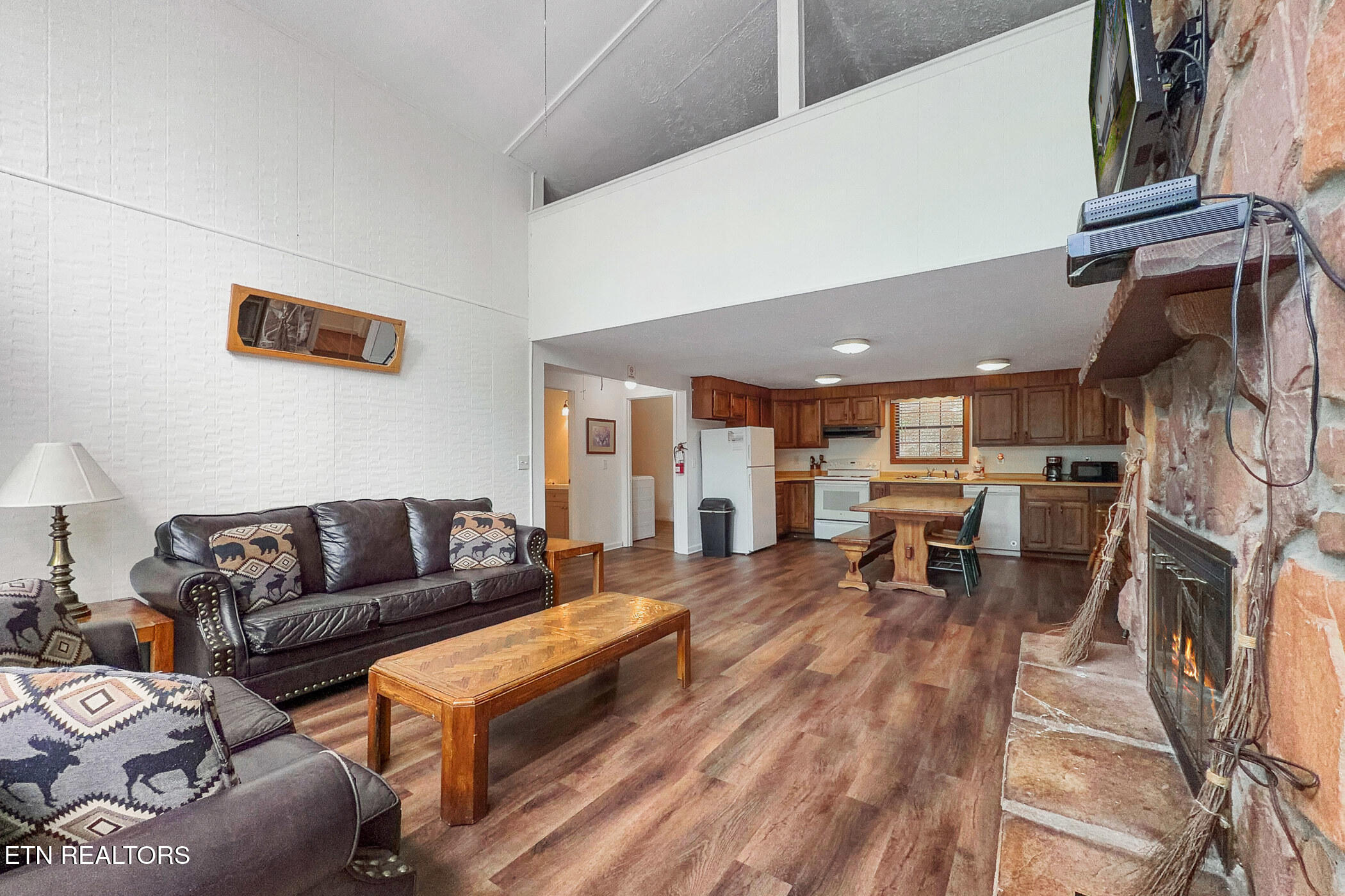 1850 Red Bone Way Sevierville TN 37876