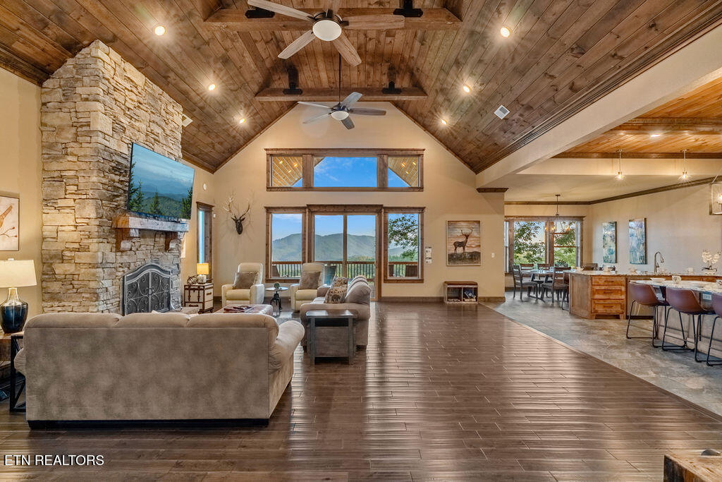 3222 Laurel Cove Trail Sevierville TN 37862