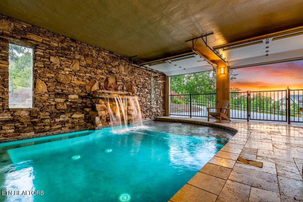 3222 Laurel Cove Trail Sevierville TN 37862