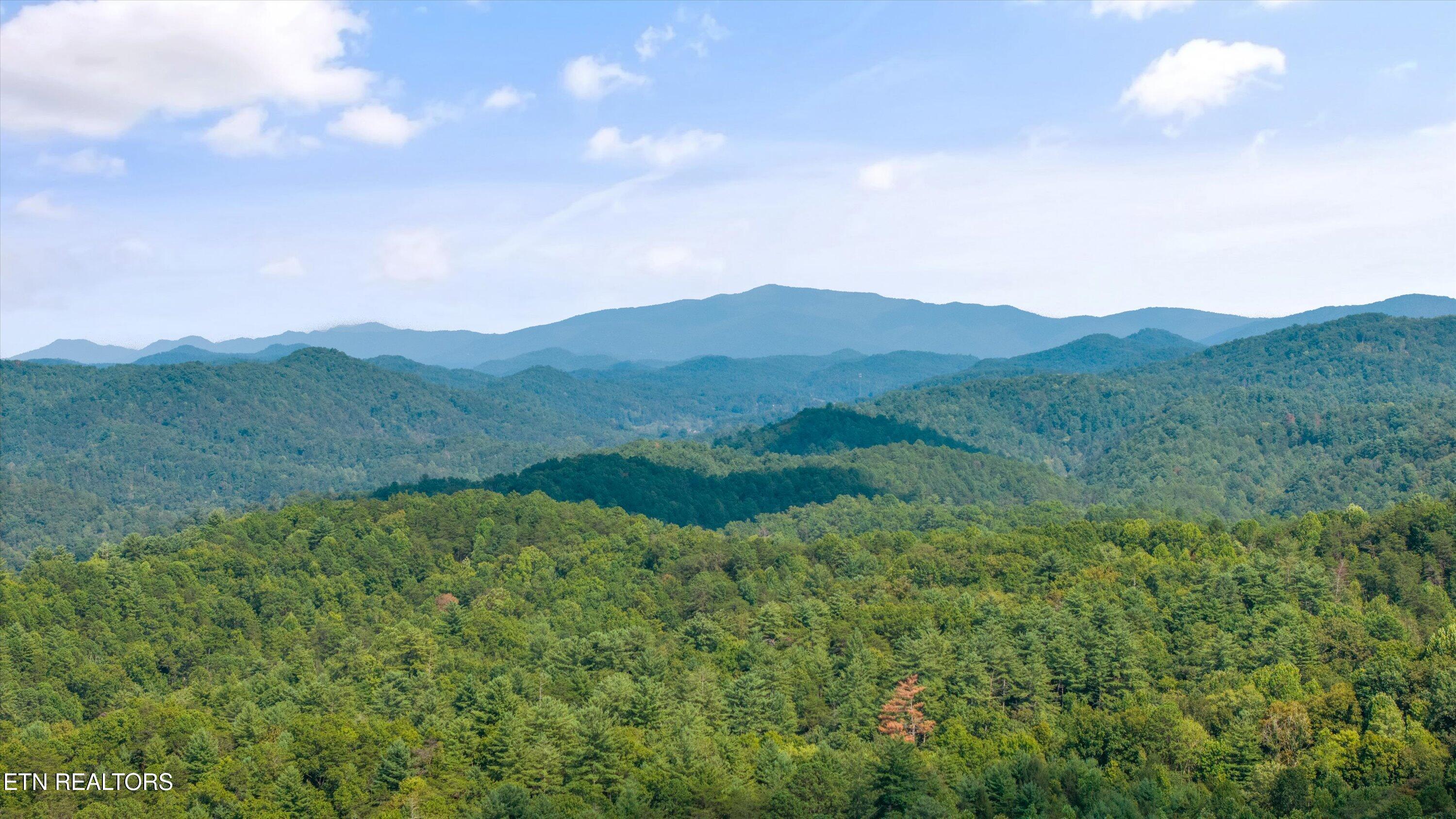 4170 Mountain Rest Way Sevierville TN 37876