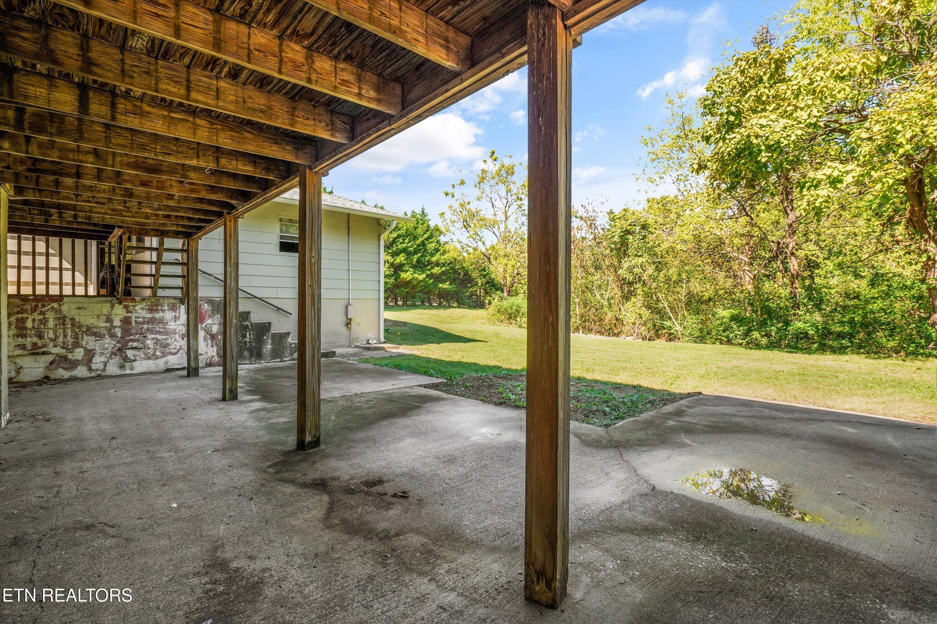 1832 Amherst Road Knoxville TN 37909