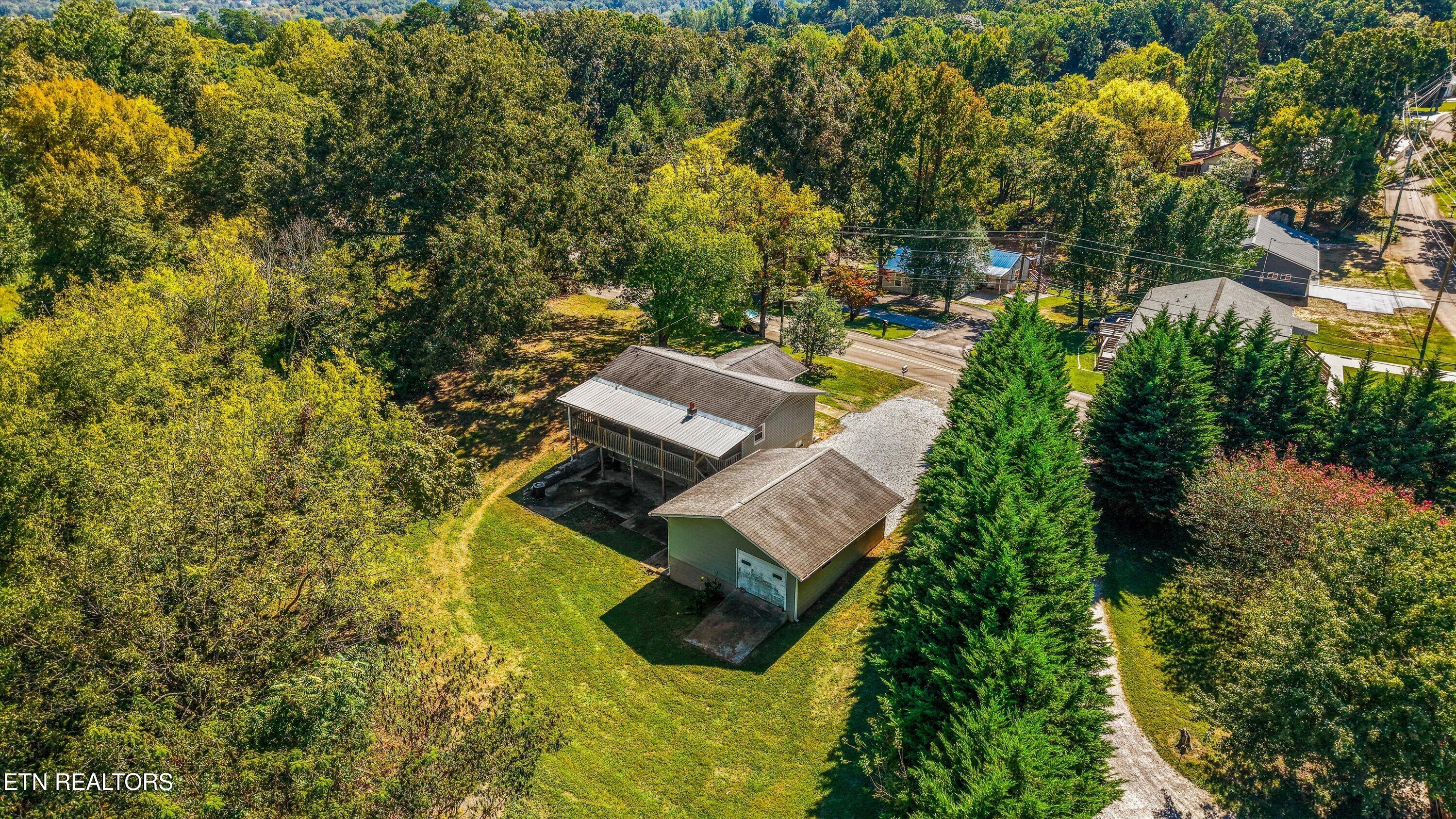 1832 Amherst Road Knoxville TN 37909