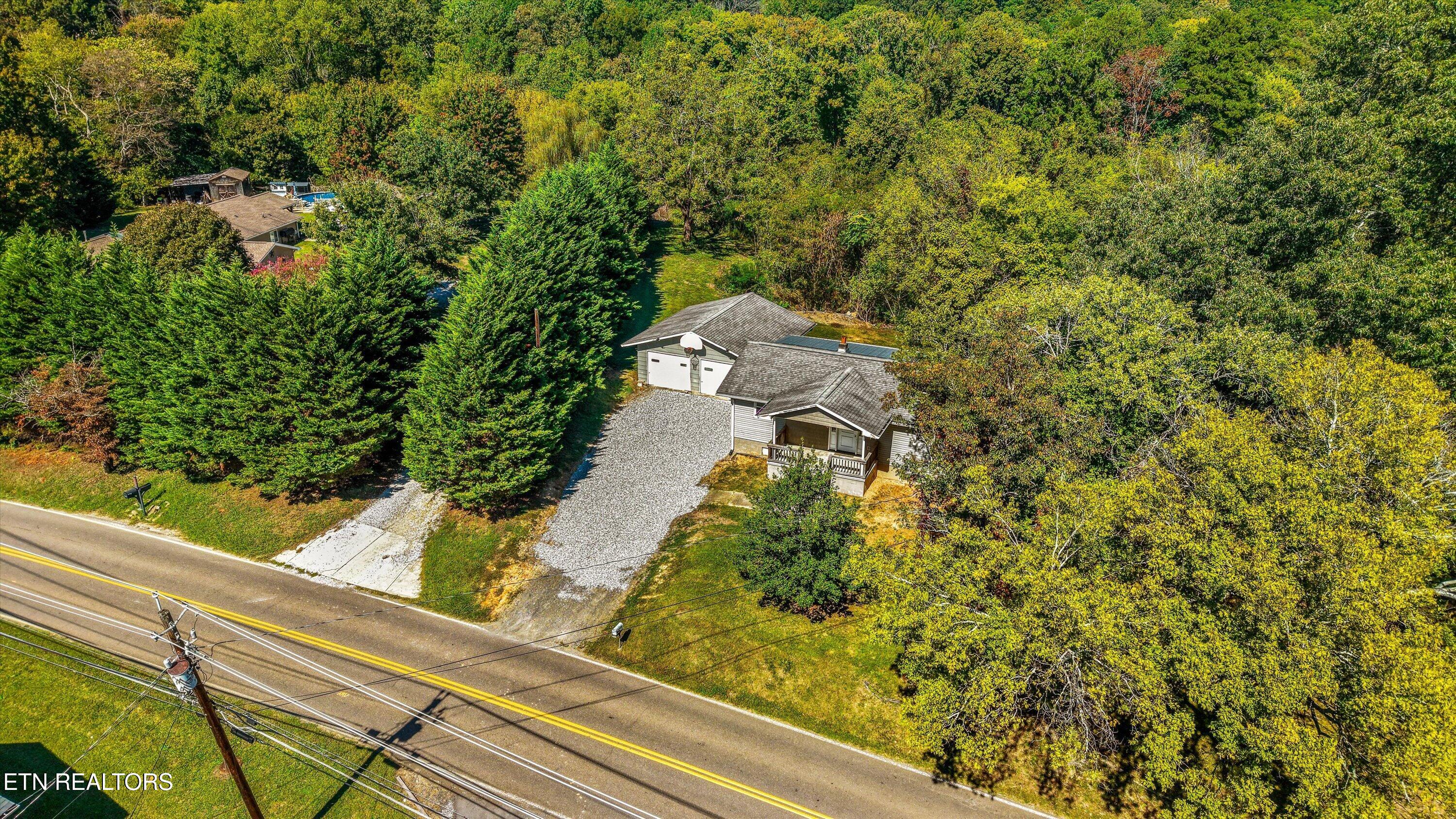 1832 Amherst Road Knoxville TN 37909