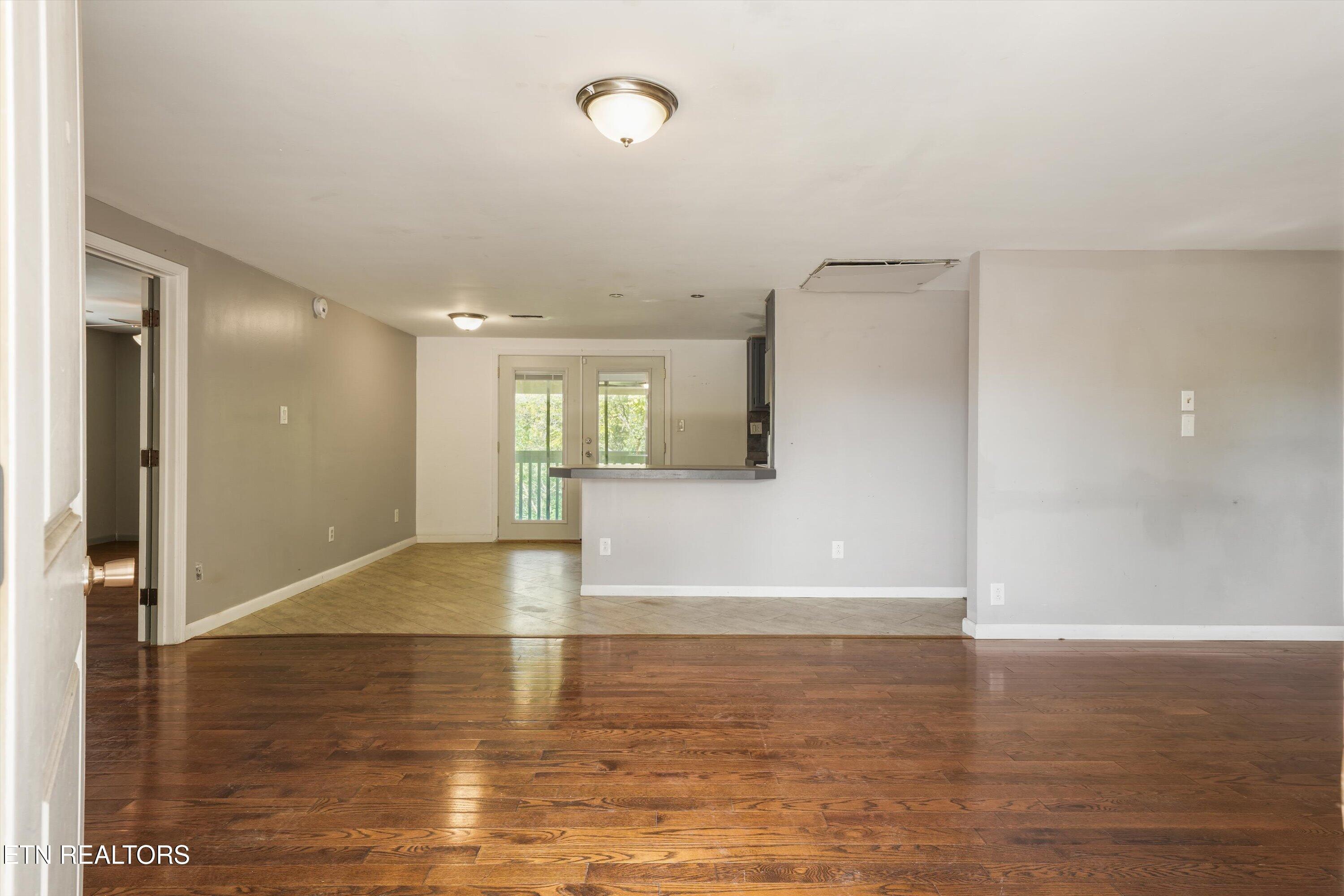1832 Amherst Road Knoxville TN 37909