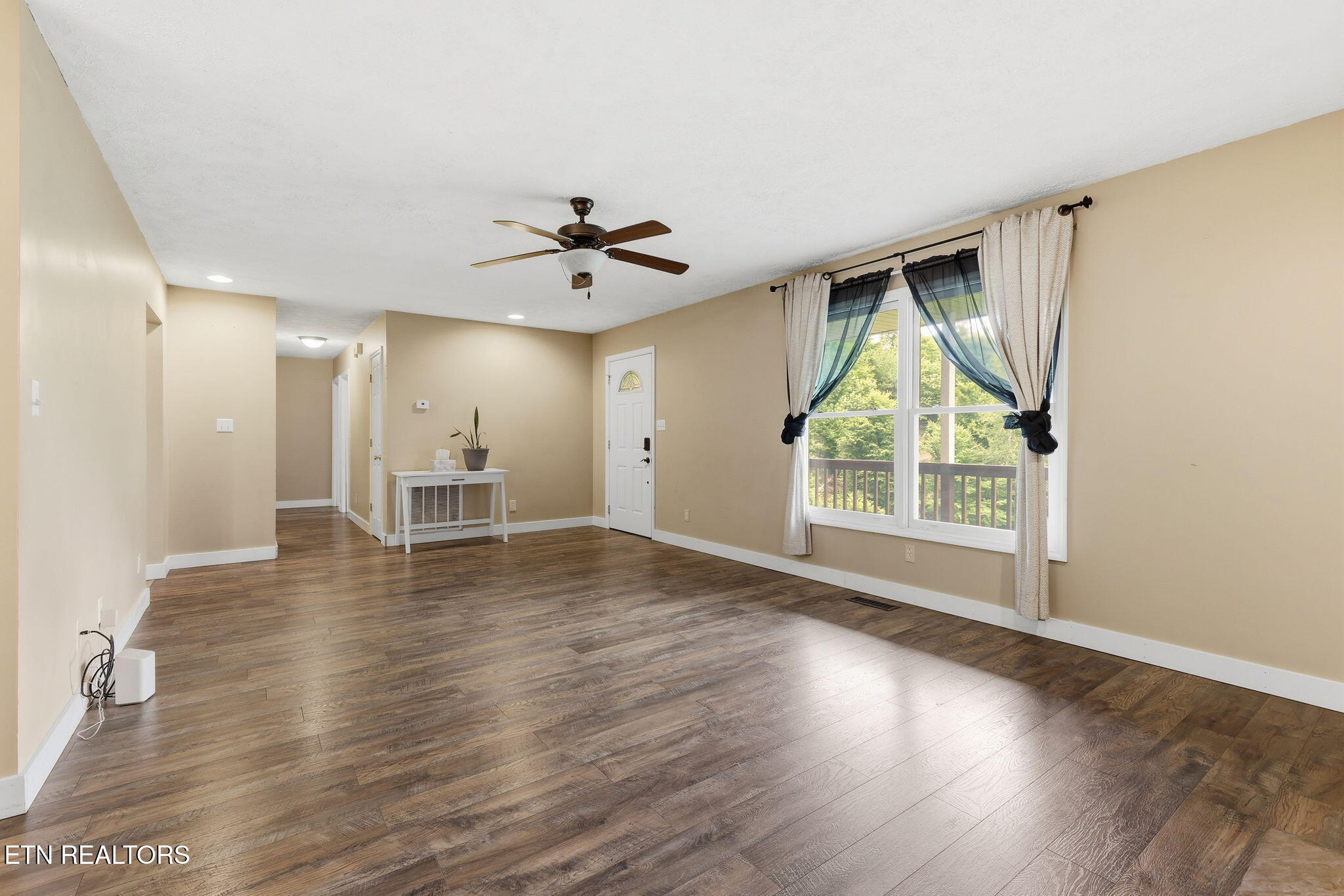 201 Windsong Road Clinton TN 37716