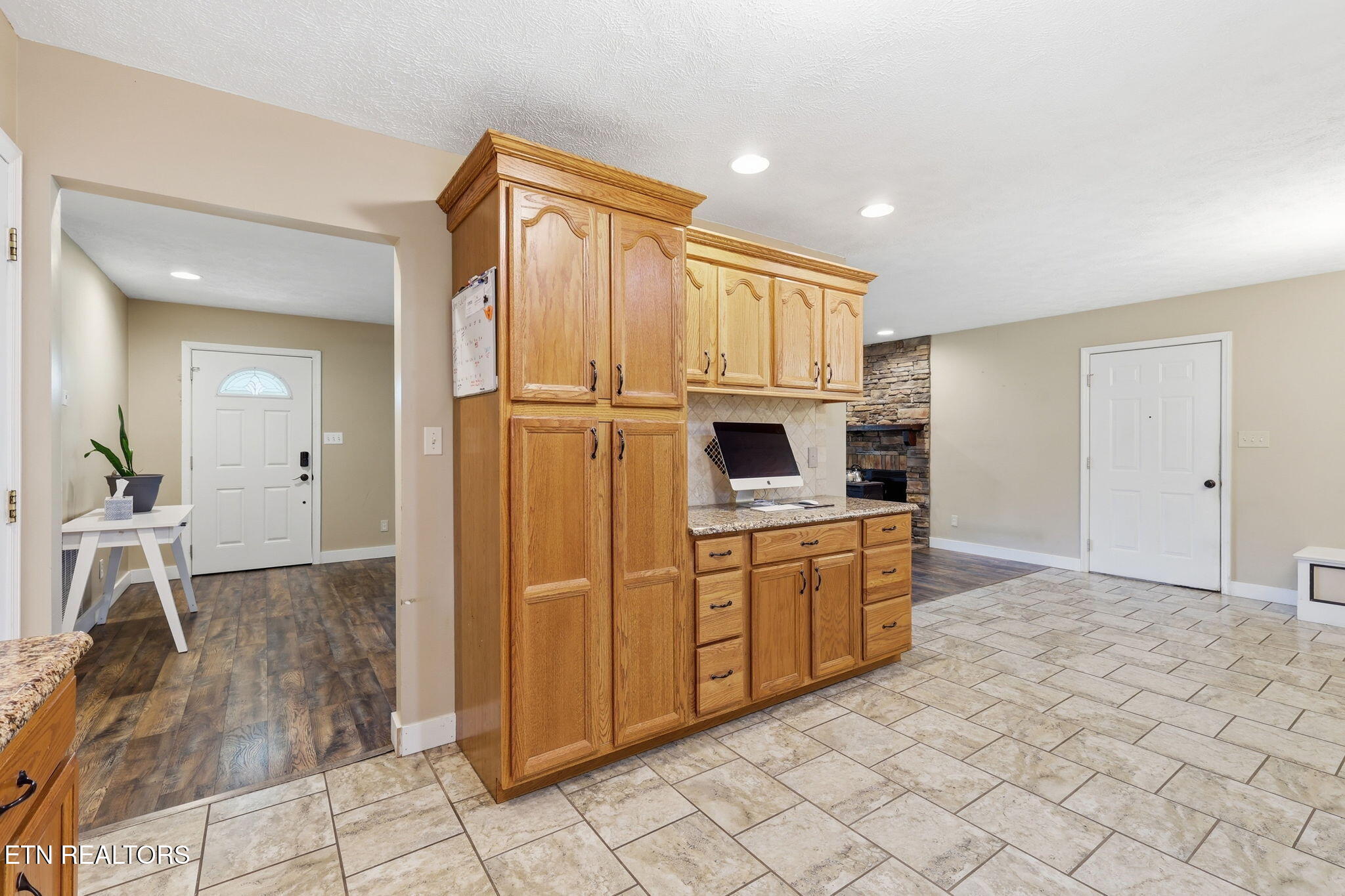 201 Windsong Road Clinton TN 37716