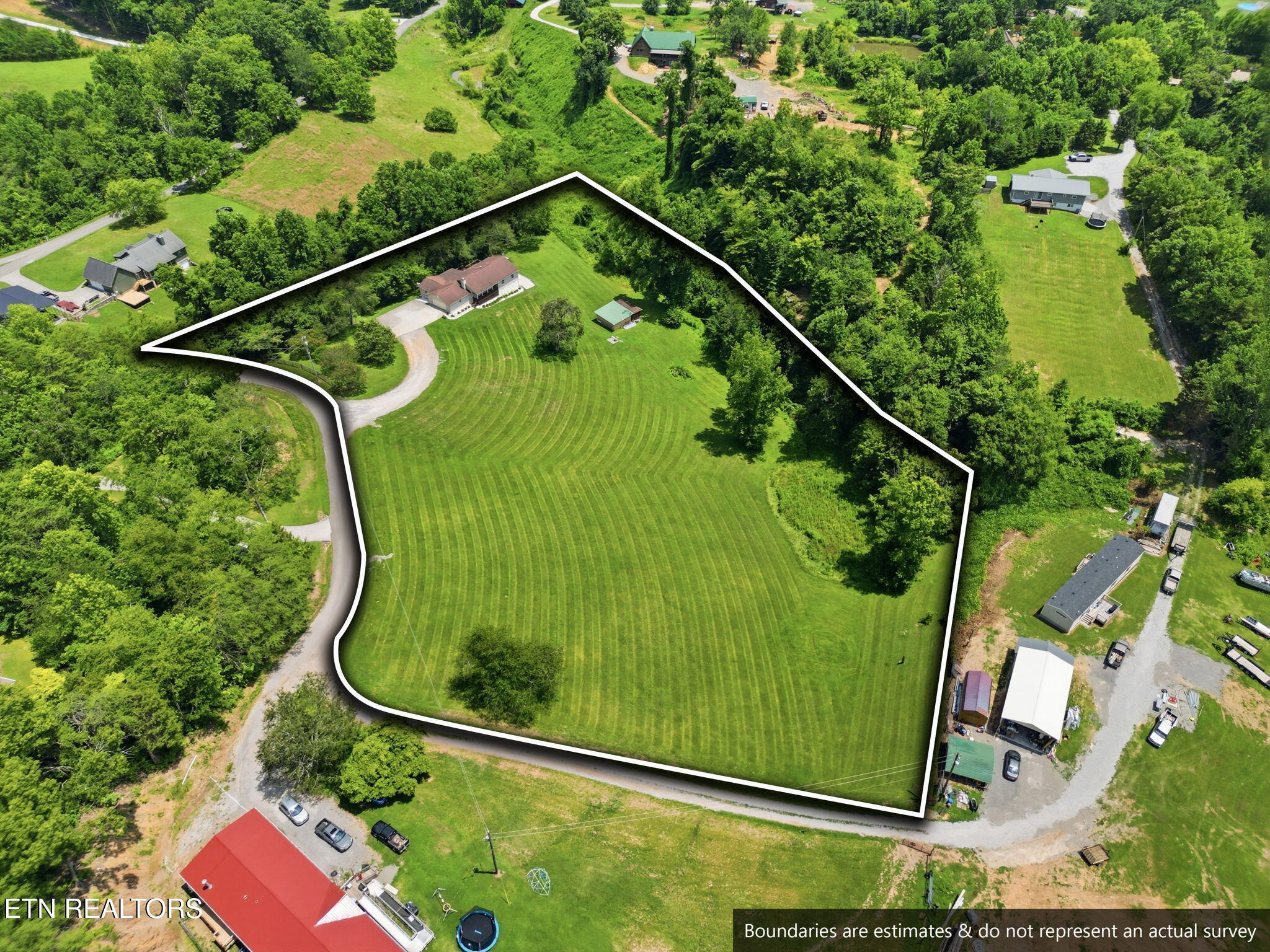 201 Windsong Road Clinton TN 37716