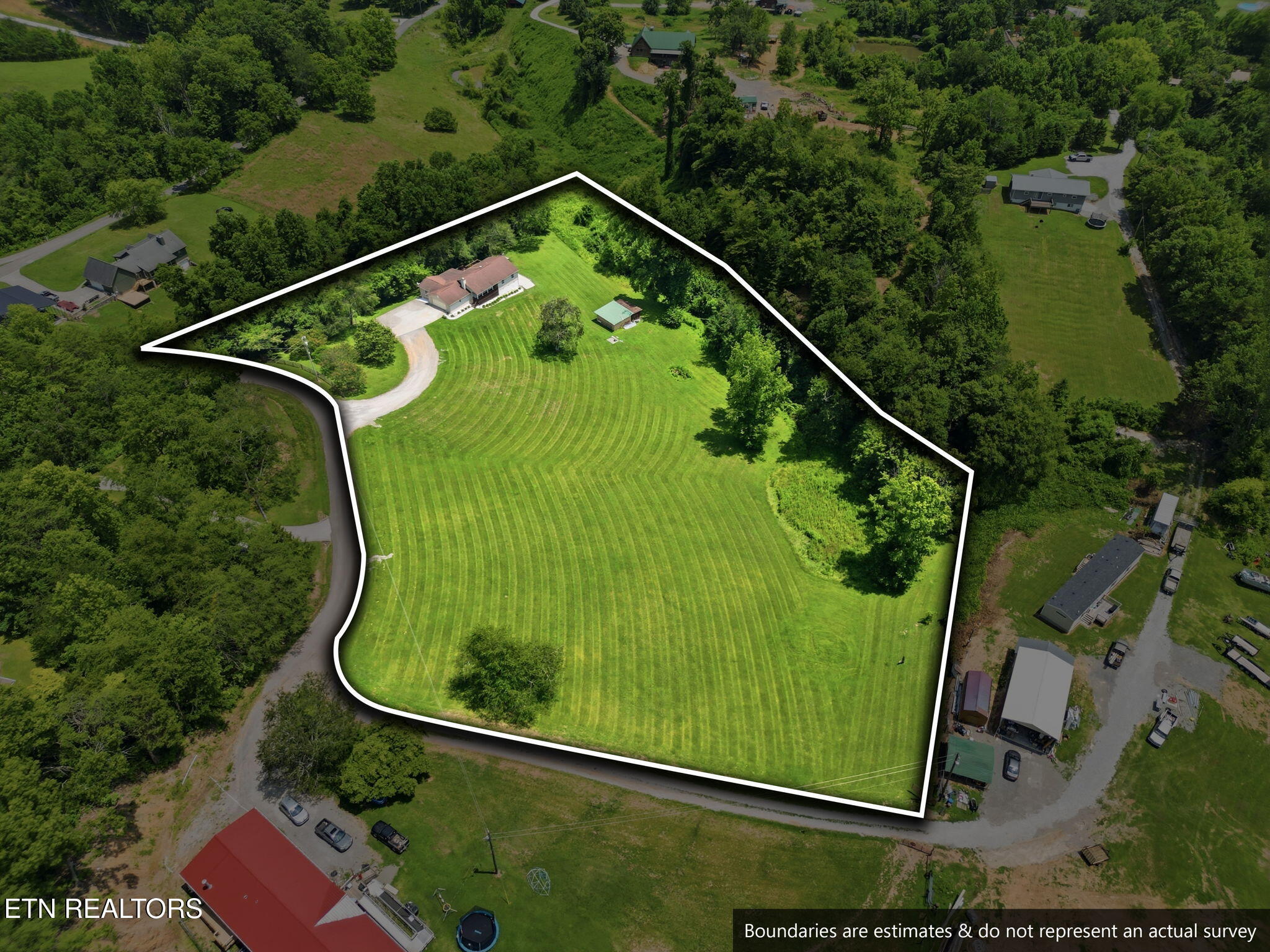 201 Windsong Road Clinton TN 37716