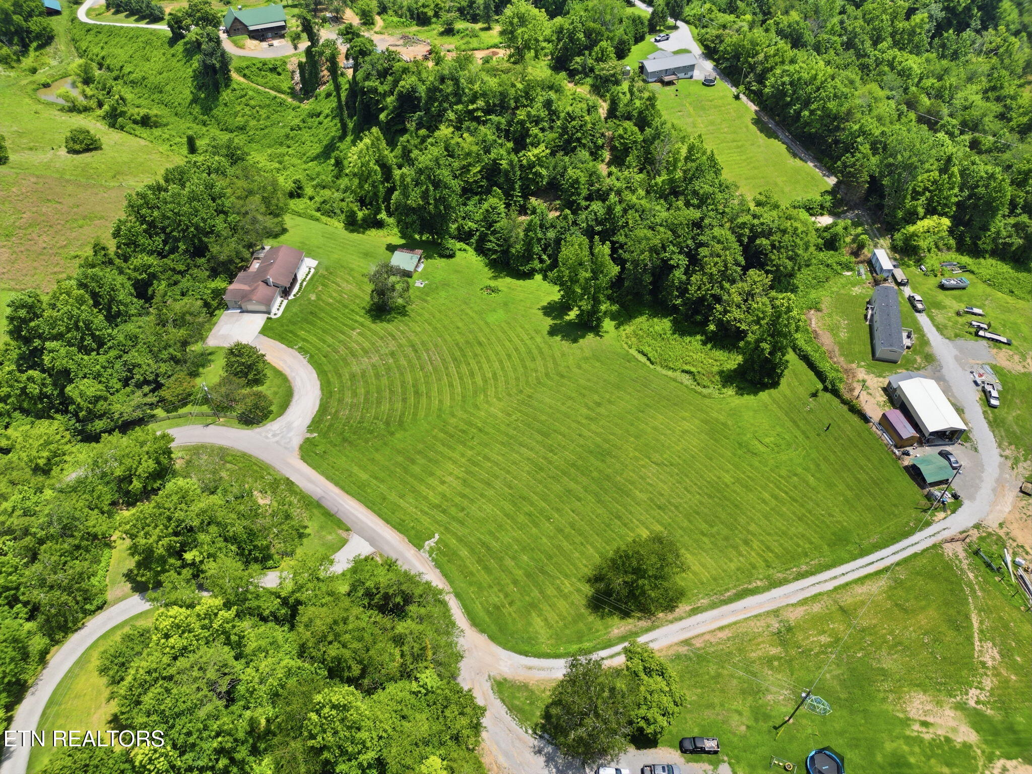 201 Windsong Road Clinton TN 37716