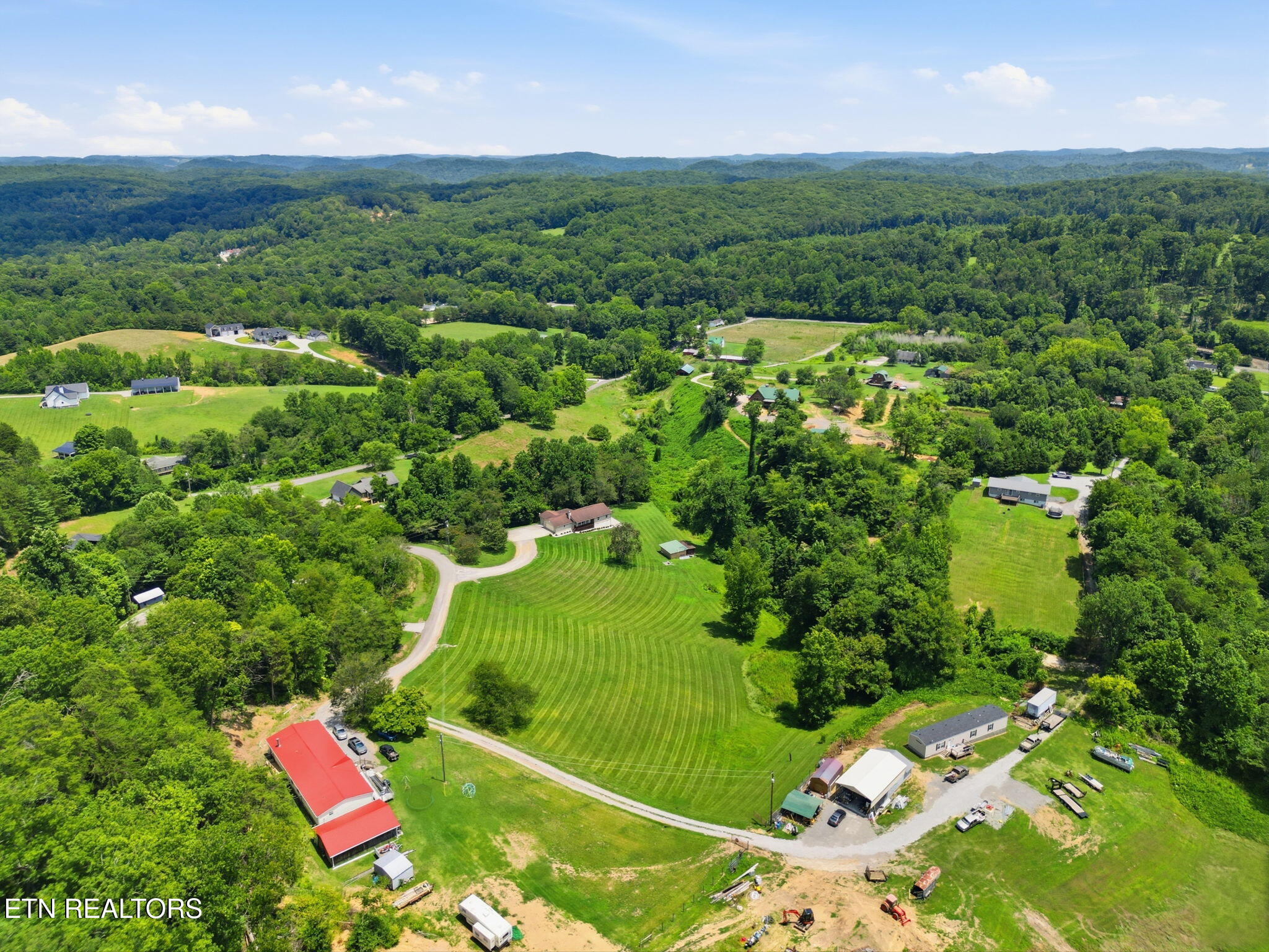 201 Windsong Road Clinton TN 37716
