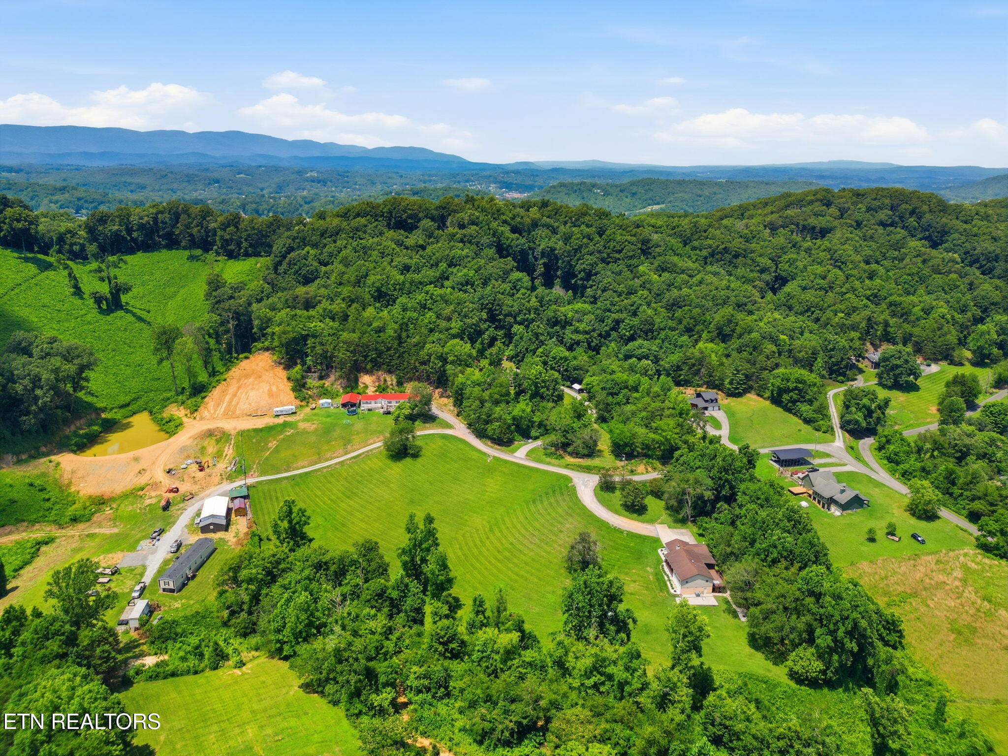 201 Windsong Road Clinton TN 37716