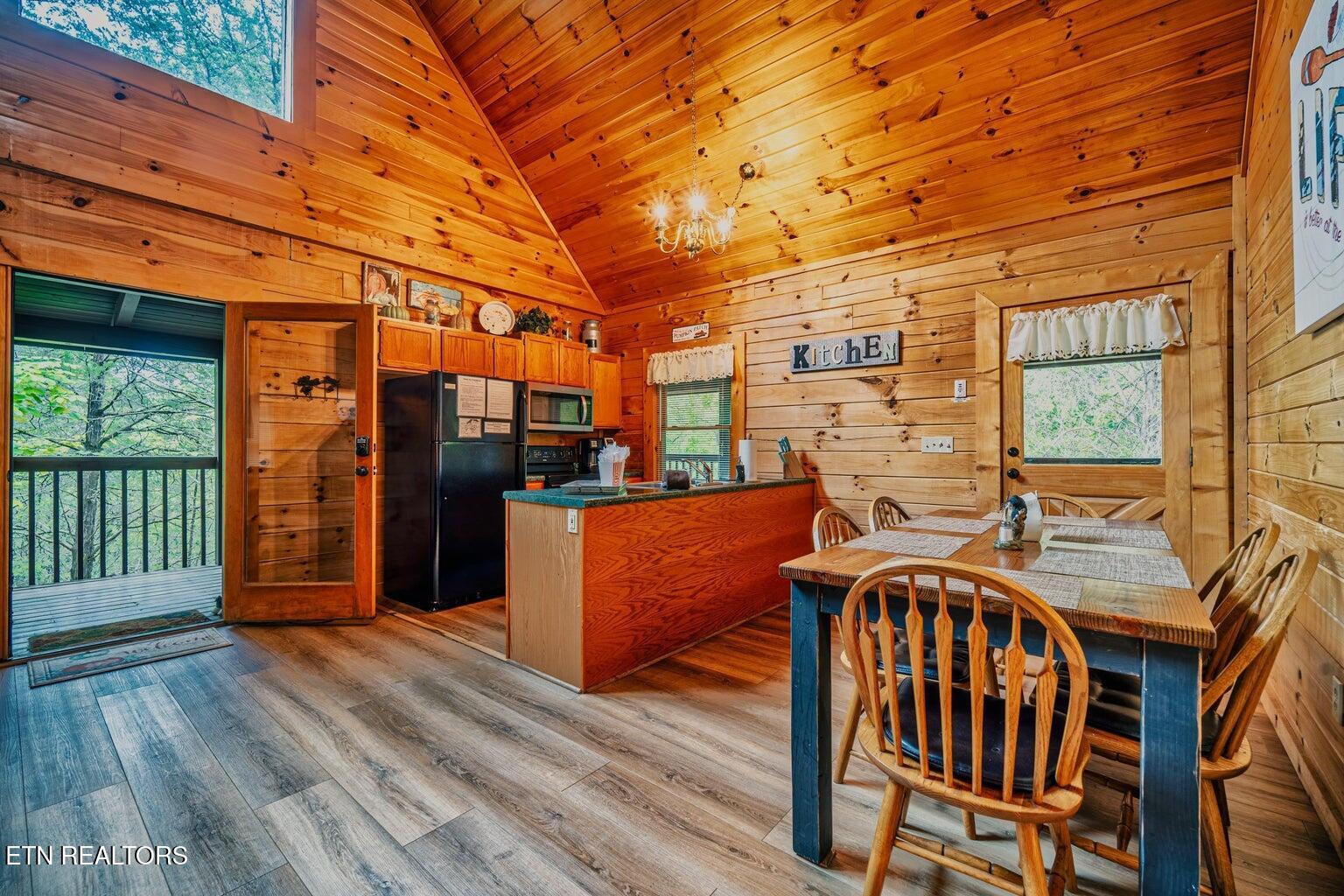1134 Carroll Hill Lane Sevierville TN 37876