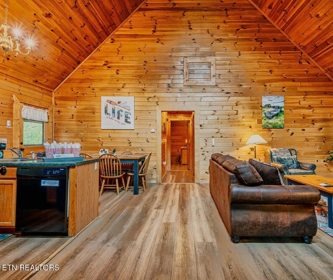 1134 Carroll Hill Lane Sevierville TN 37876
