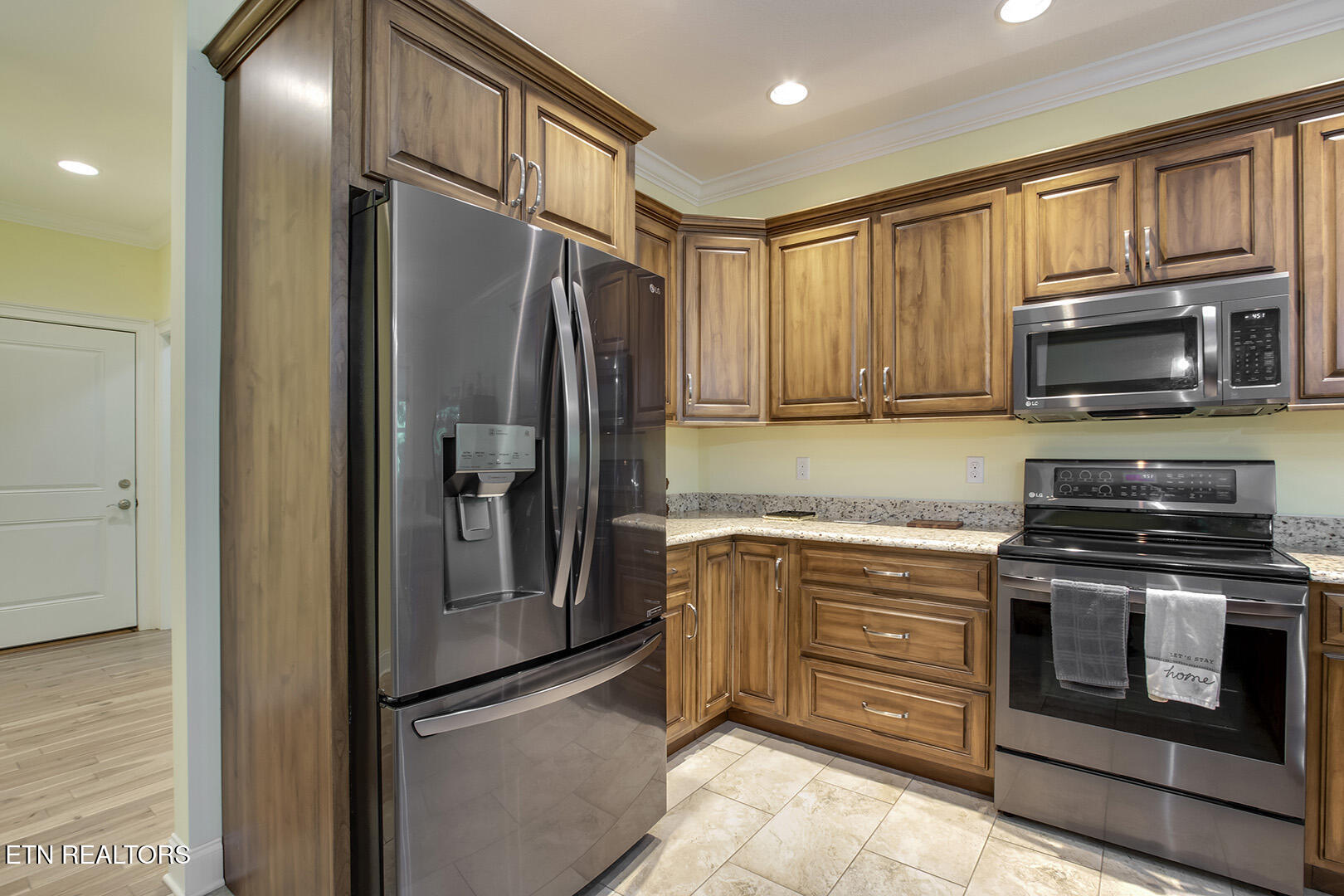 401 Tanasi Way Loudon TN 37774