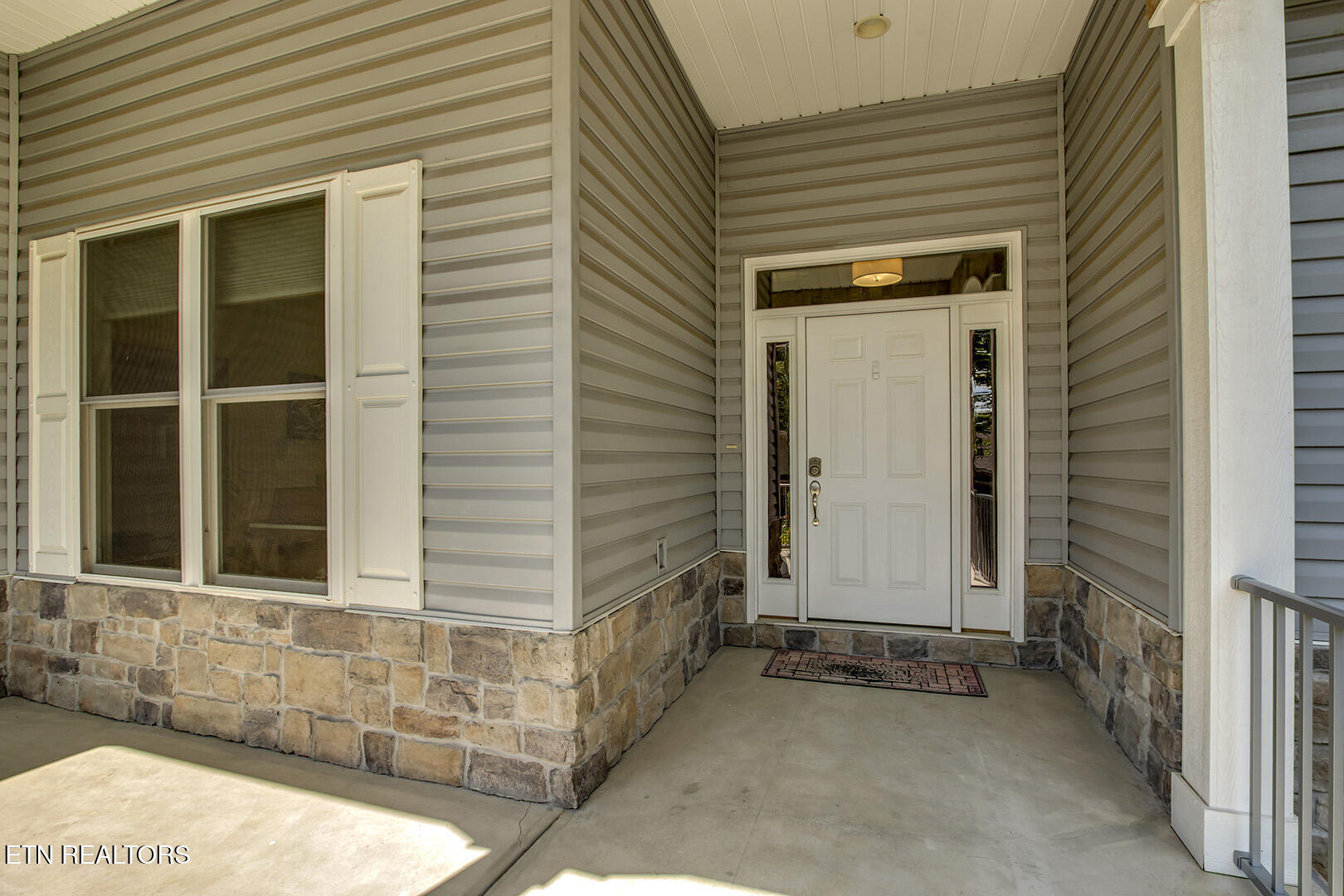 401 Tanasi Way Loudon TN 37774