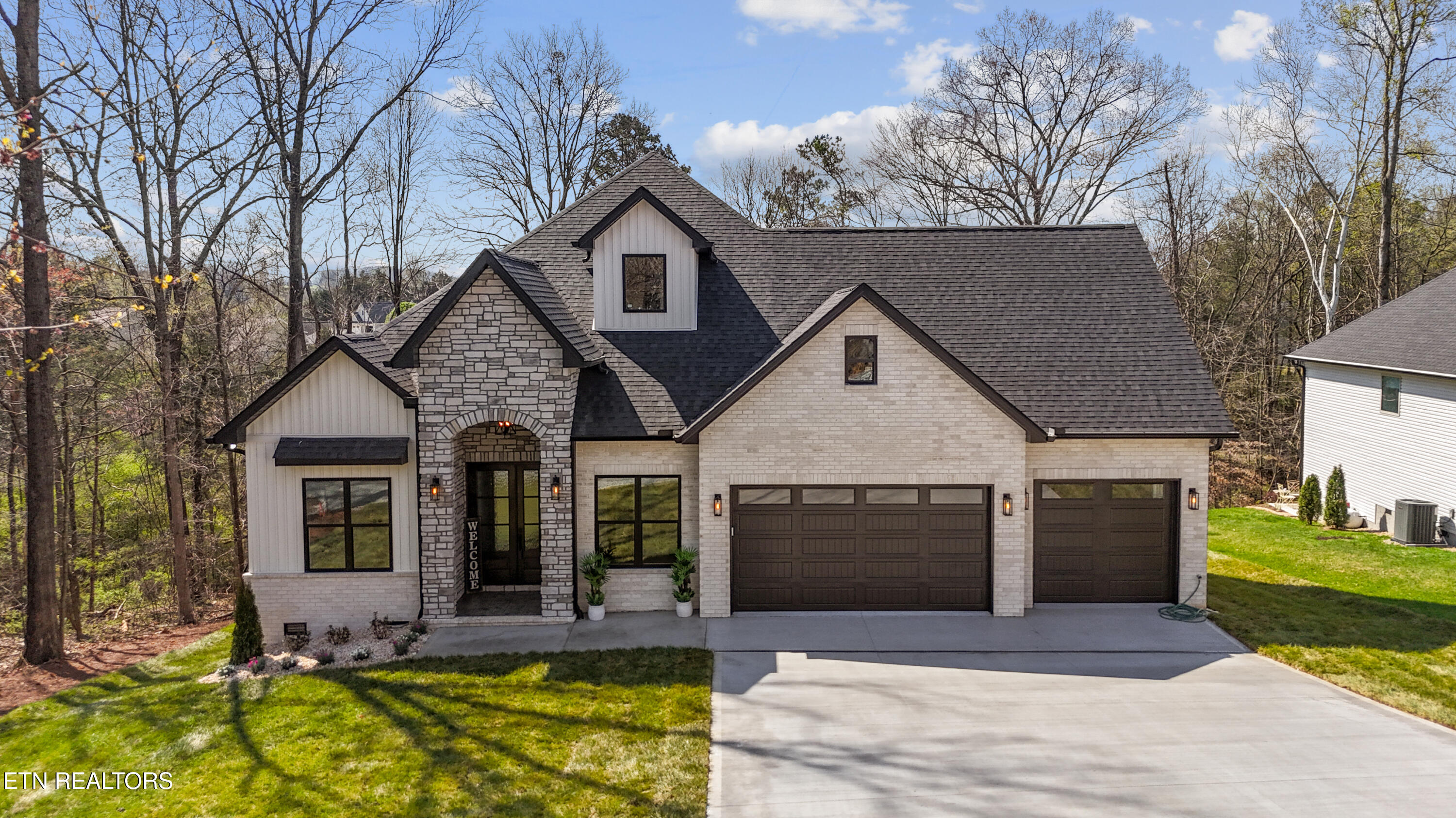 108 Doya Lane Loudon TN 37774