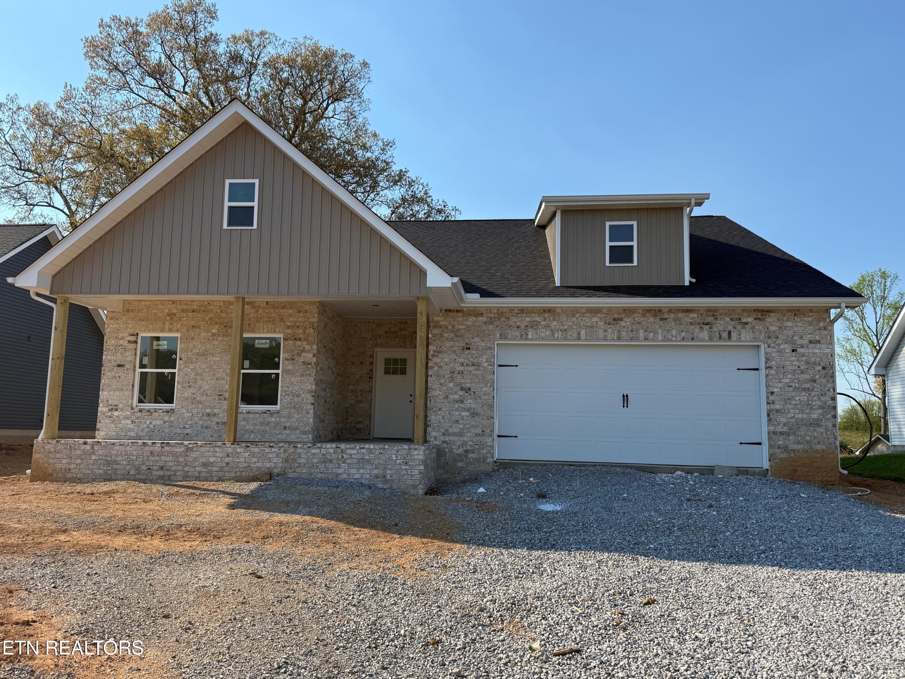 221 Mossy Rock Road Clinton TN 37716