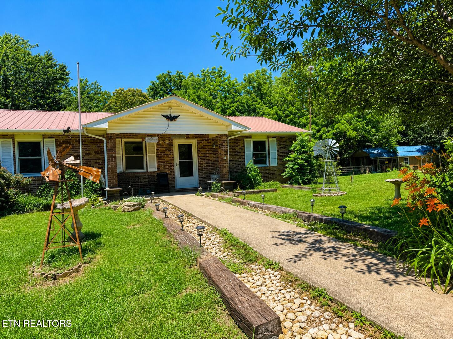 1070 Wright Place Road Jamestown TN 38556
