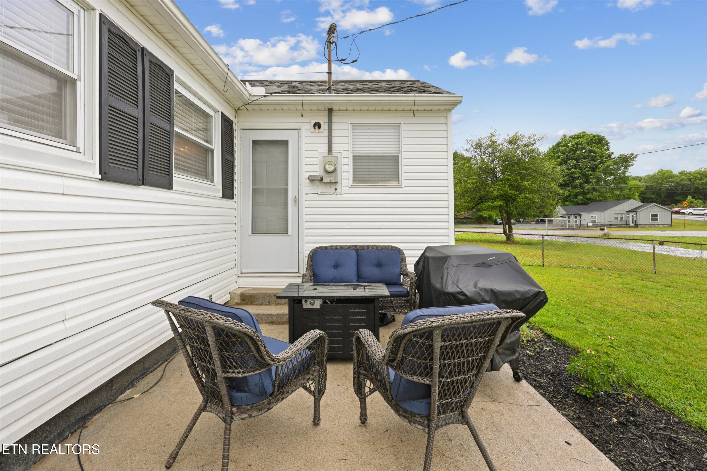 1103 Huffland Drive Loudon TN 37774