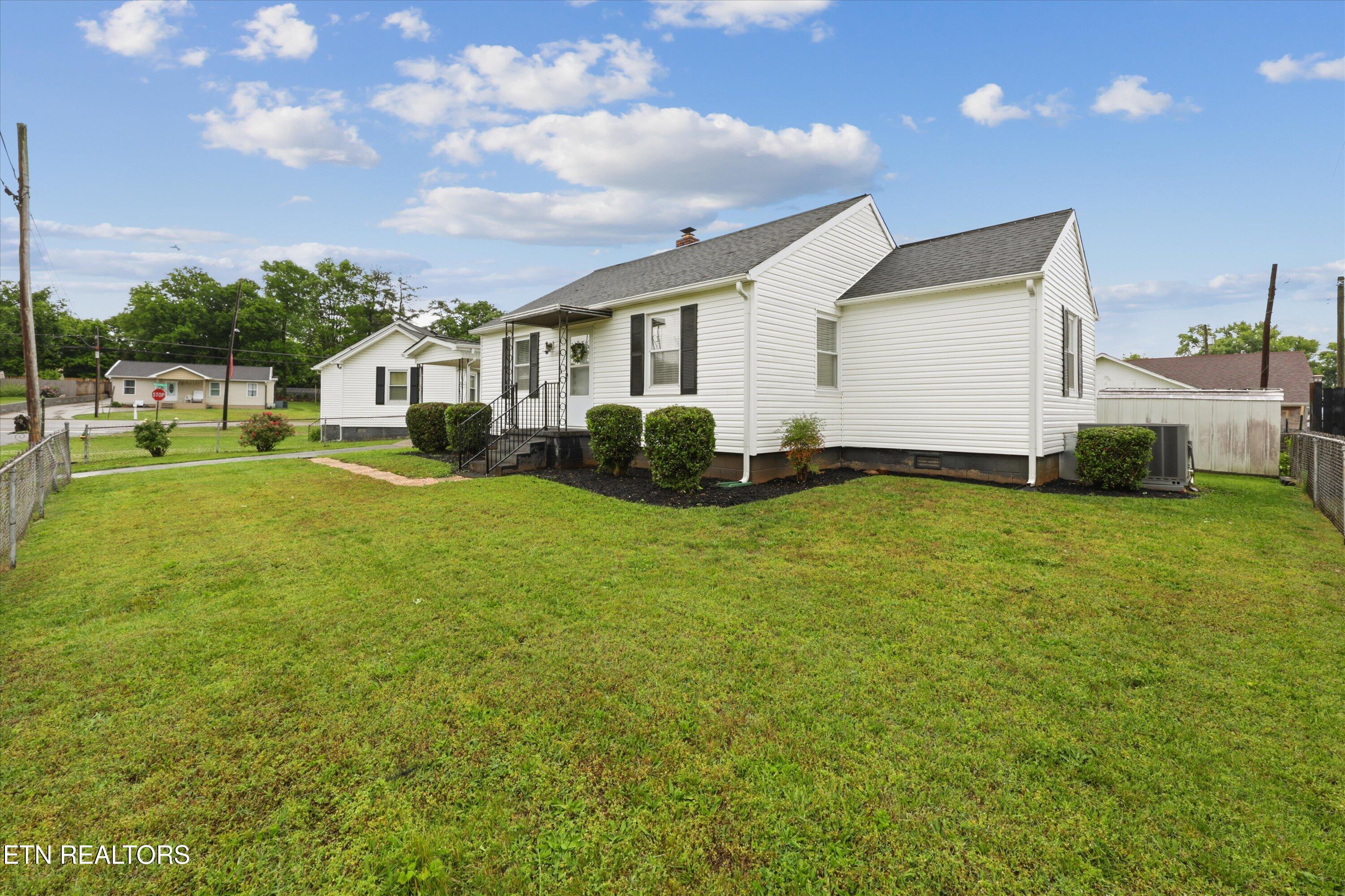 1103 Huffland Drive Loudon TN 37774