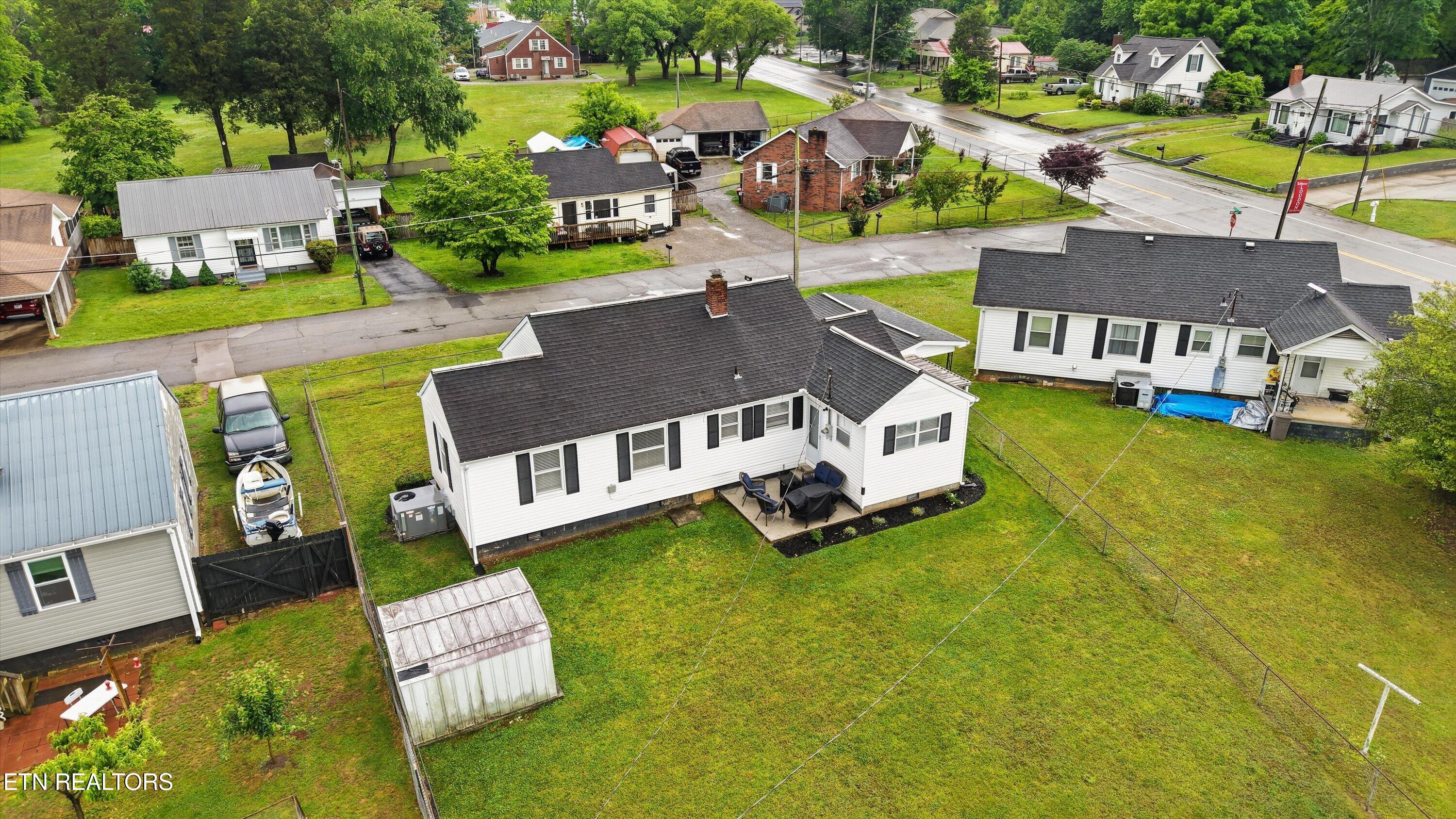 1103 Huffland Drive Loudon TN 37774