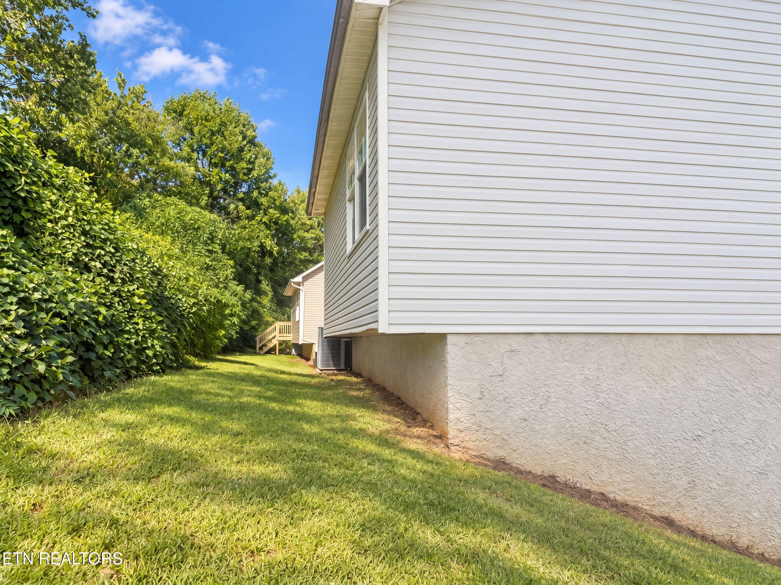 8917 Natures Pond Way Knoxville TN 37923