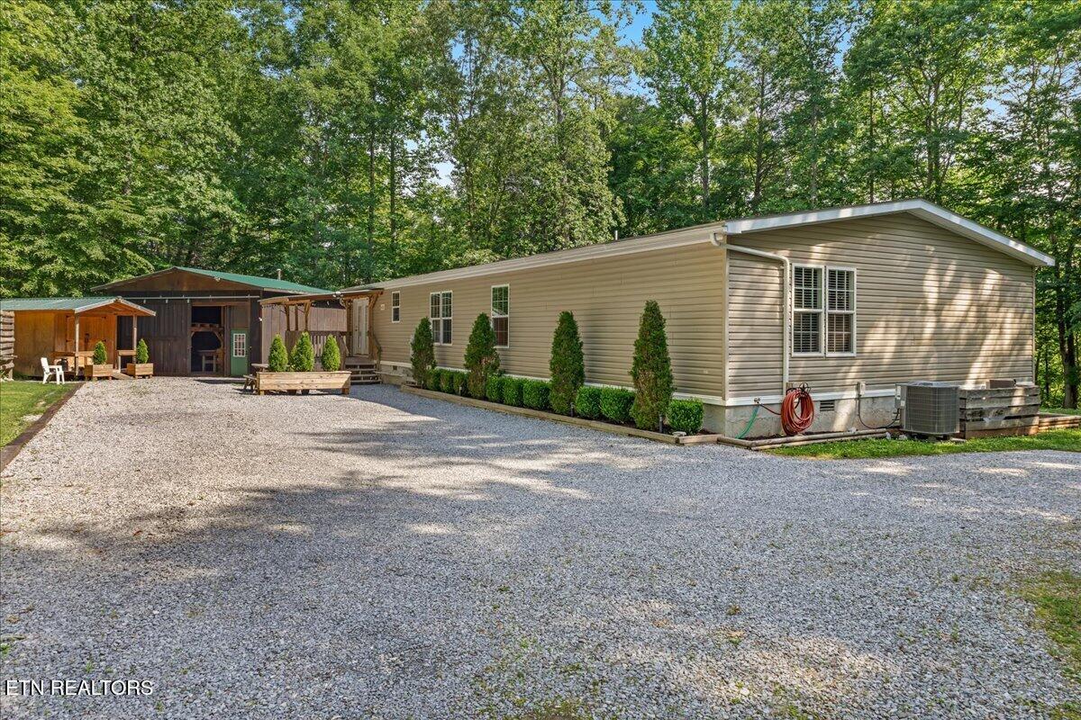 3446 Highway 360 Vonore TN 37885