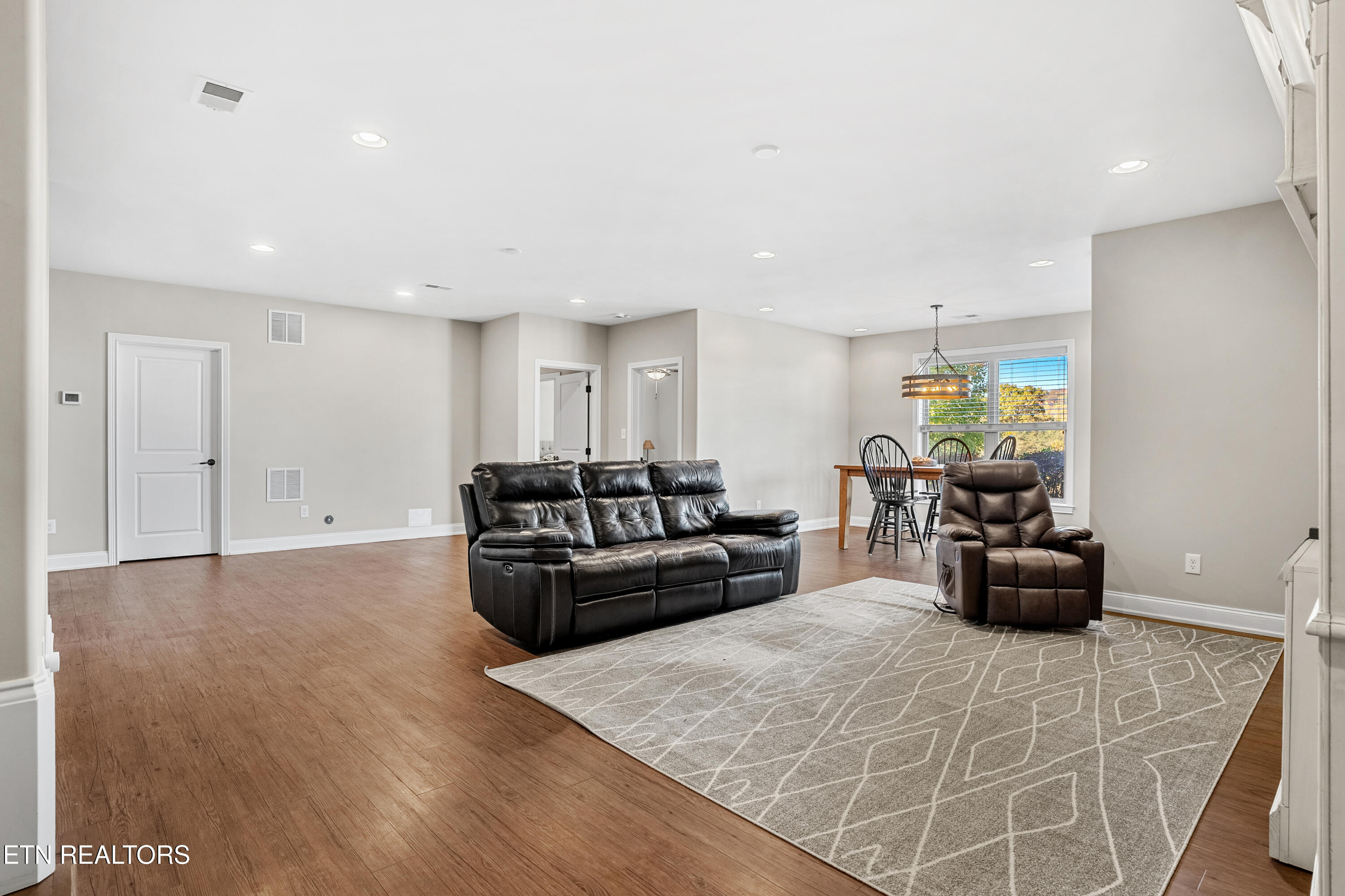 275 Hummingbird Drive Vonore TN 37885