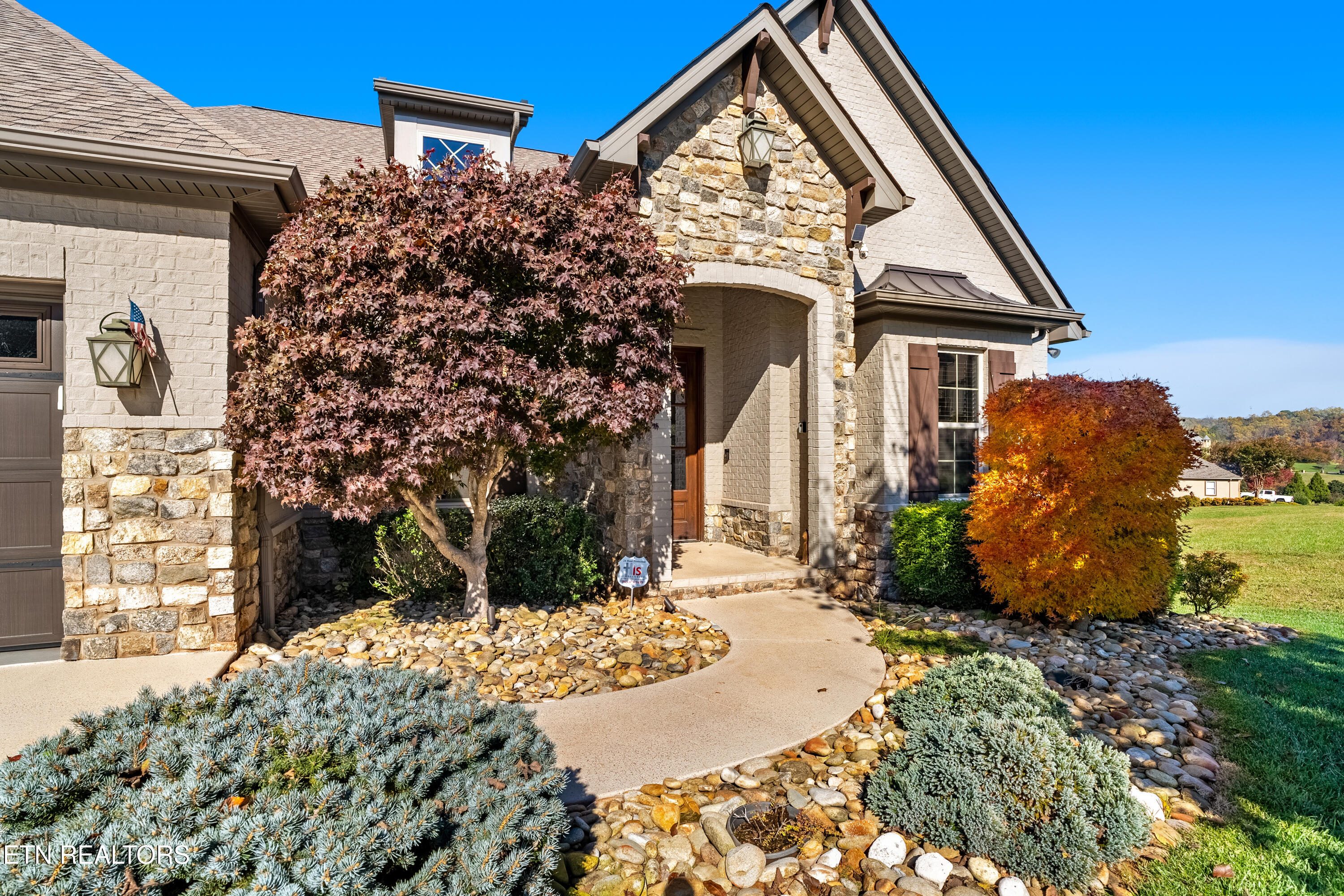 275 Hummingbird Drive Vonore TN 37885