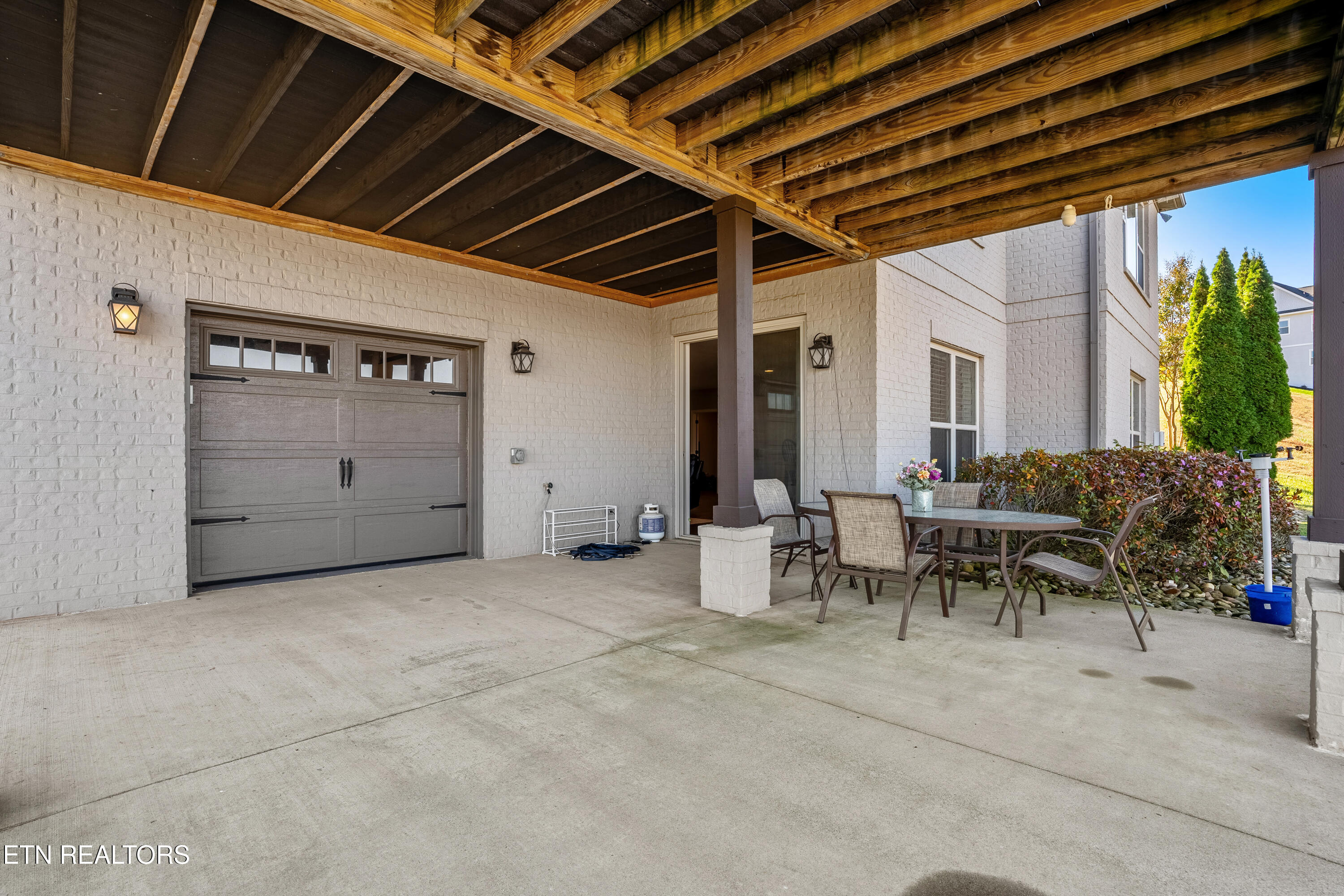275 Hummingbird Drive Vonore TN 37885
