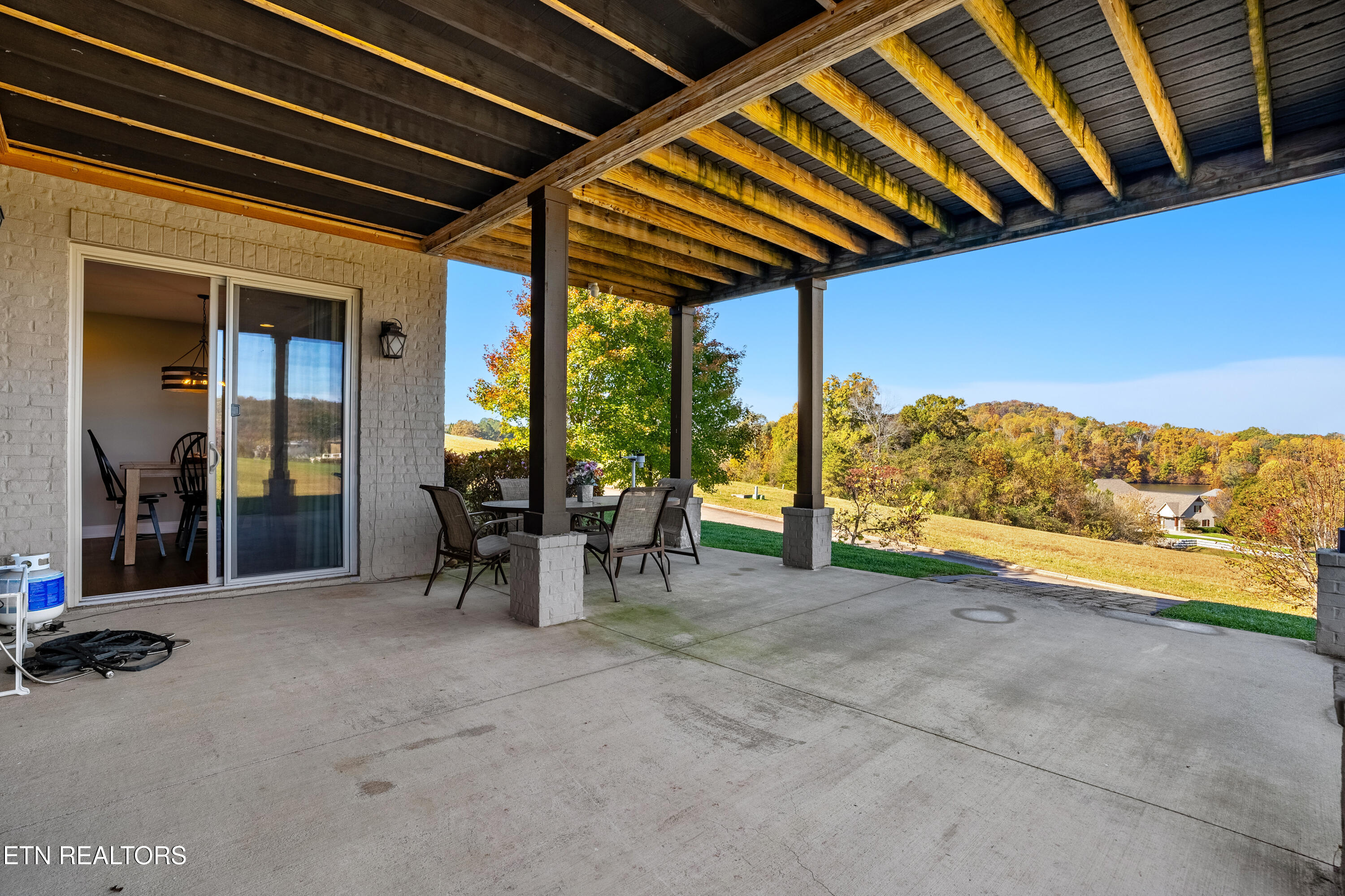275 Hummingbird Drive Vonore TN 37885