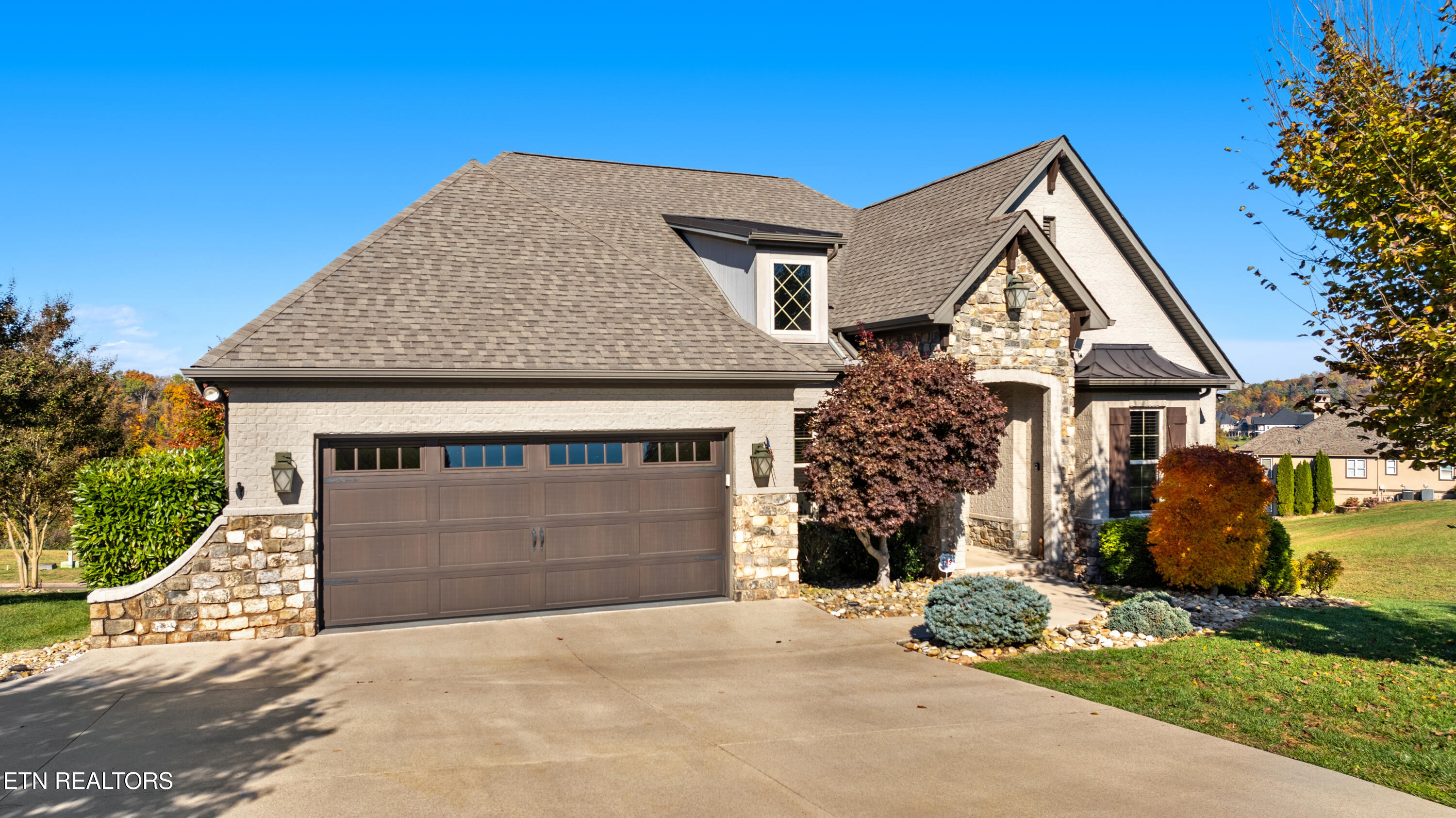 275 Hummingbird Drive Vonore TN 37885