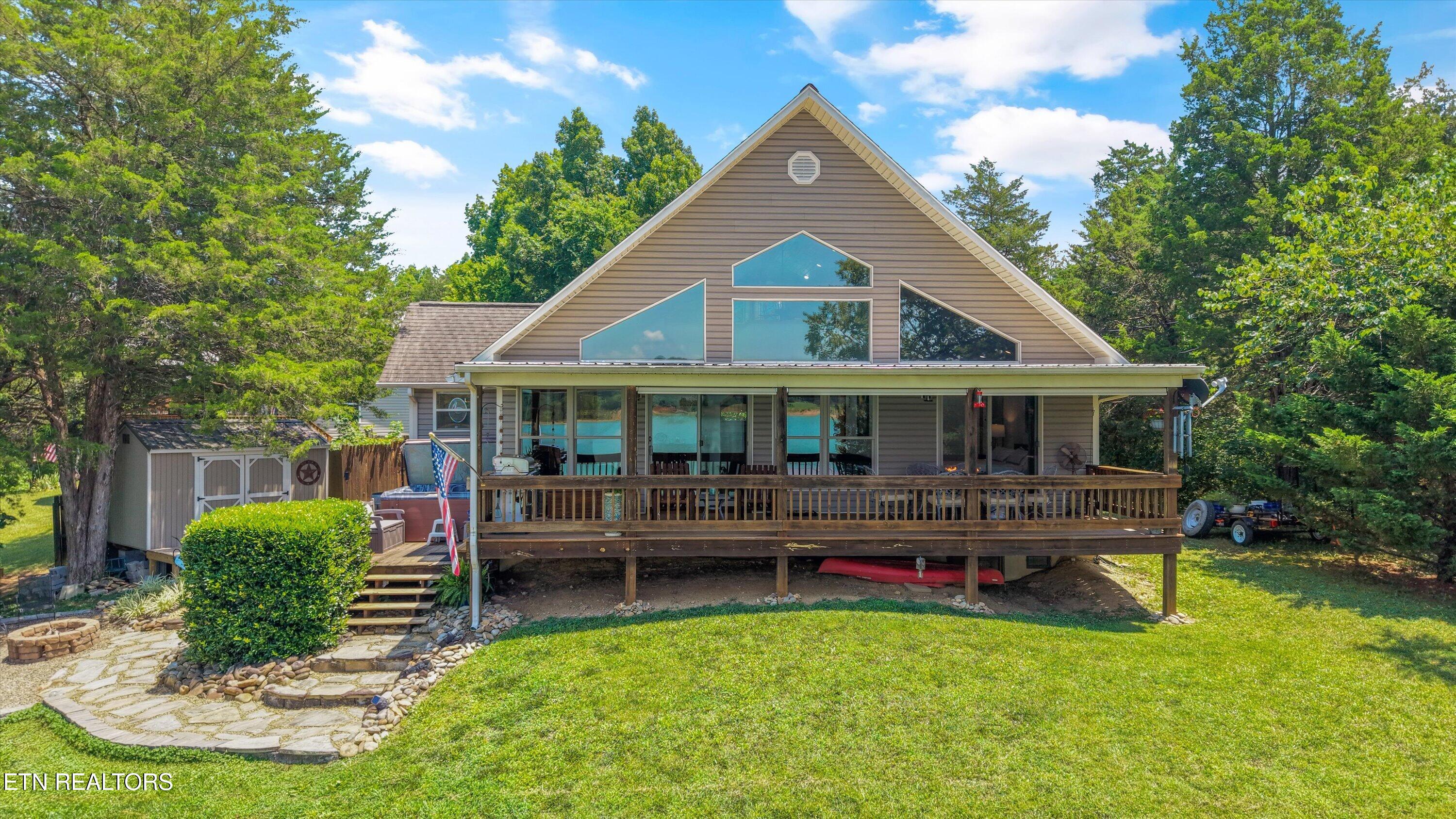 2529 Mccloud Way Dandridge TN 37725