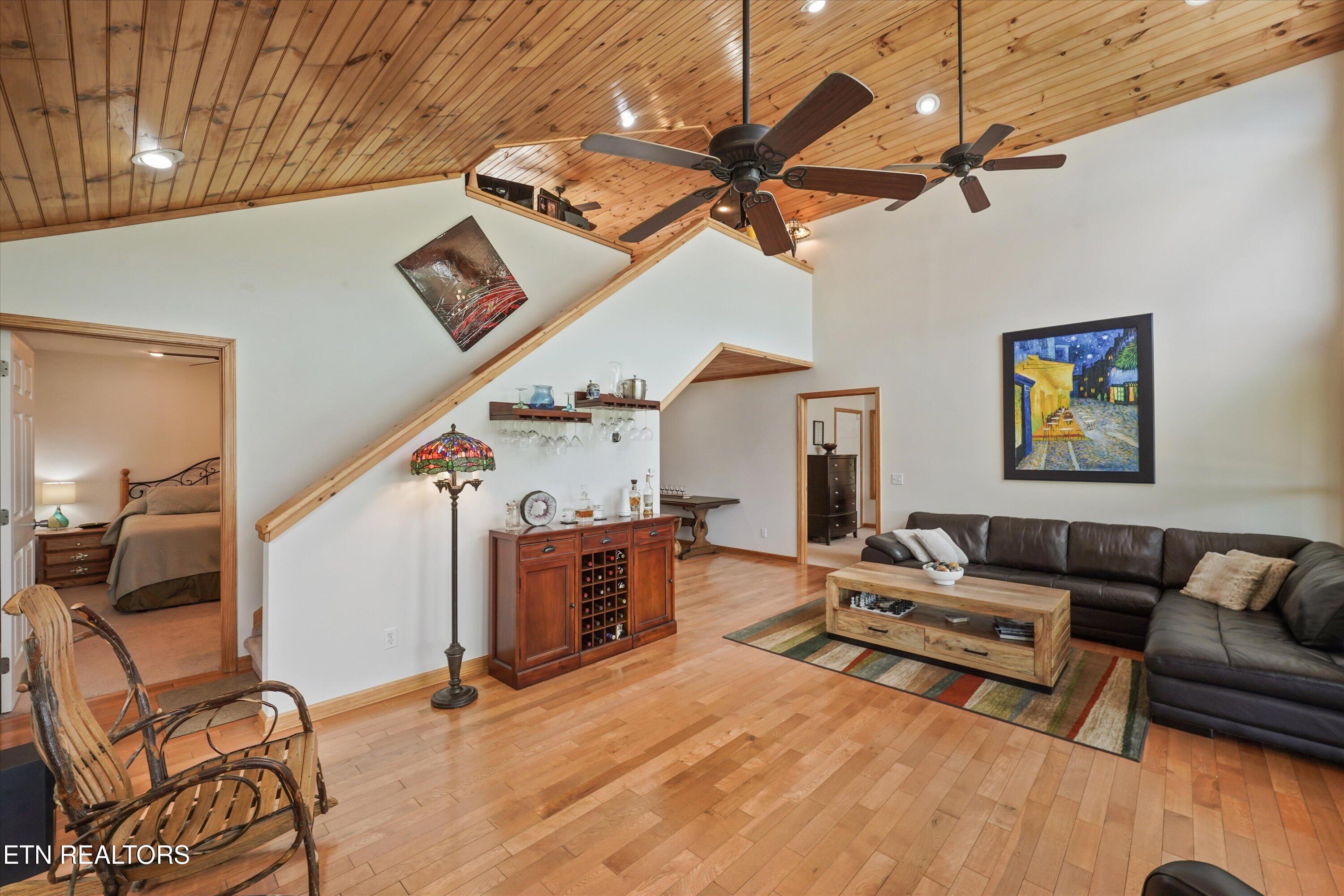 2529 Mccloud Way Dandridge TN 37725
