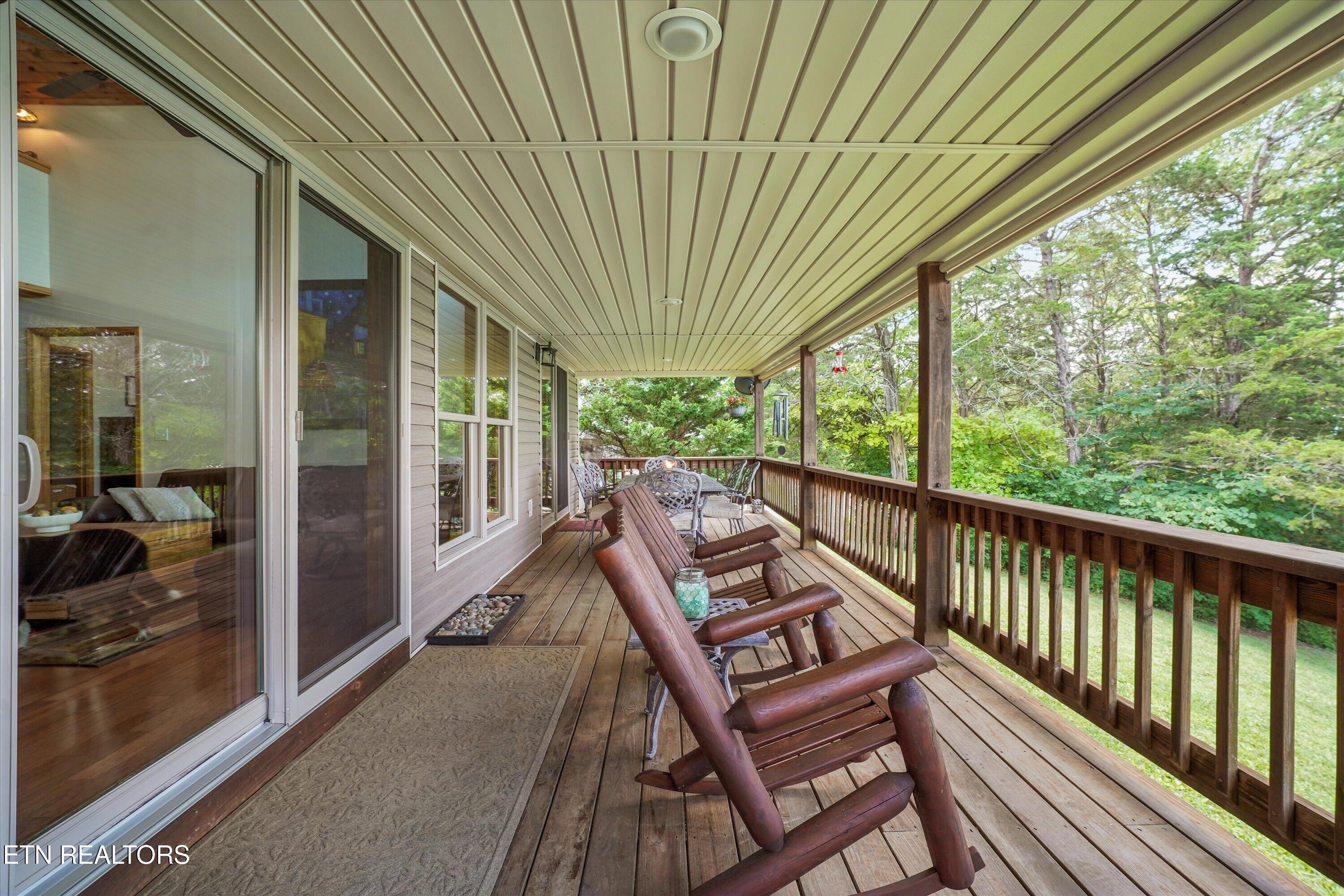 2529 Mccloud Way Dandridge TN 37725
