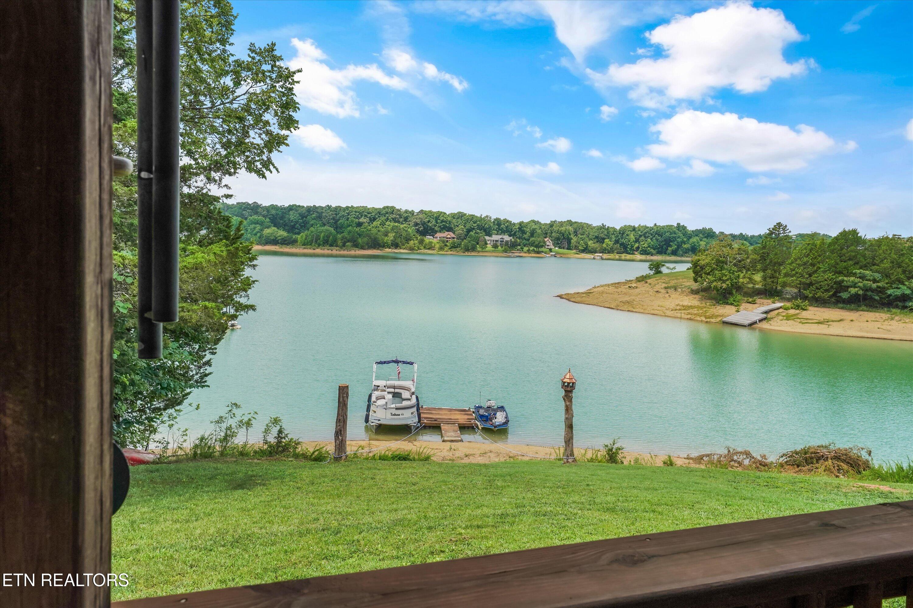 2529 Mccloud Way Dandridge TN 37725