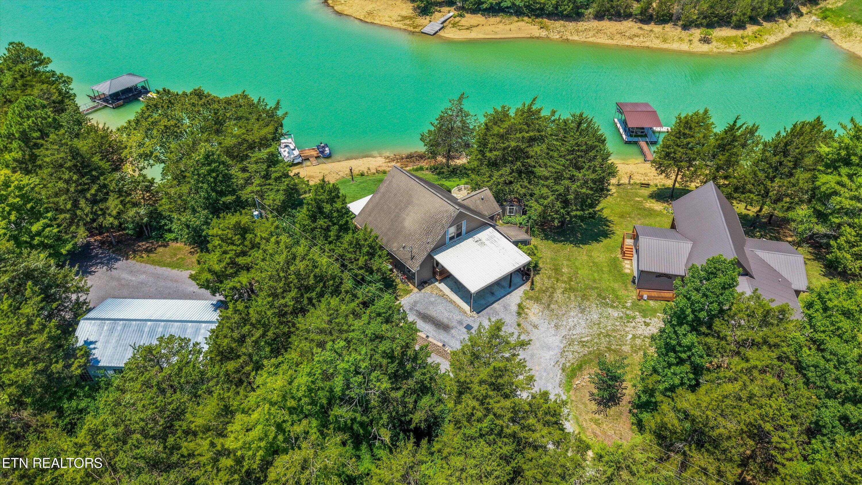 2529 Mccloud Way Dandridge TN 37725