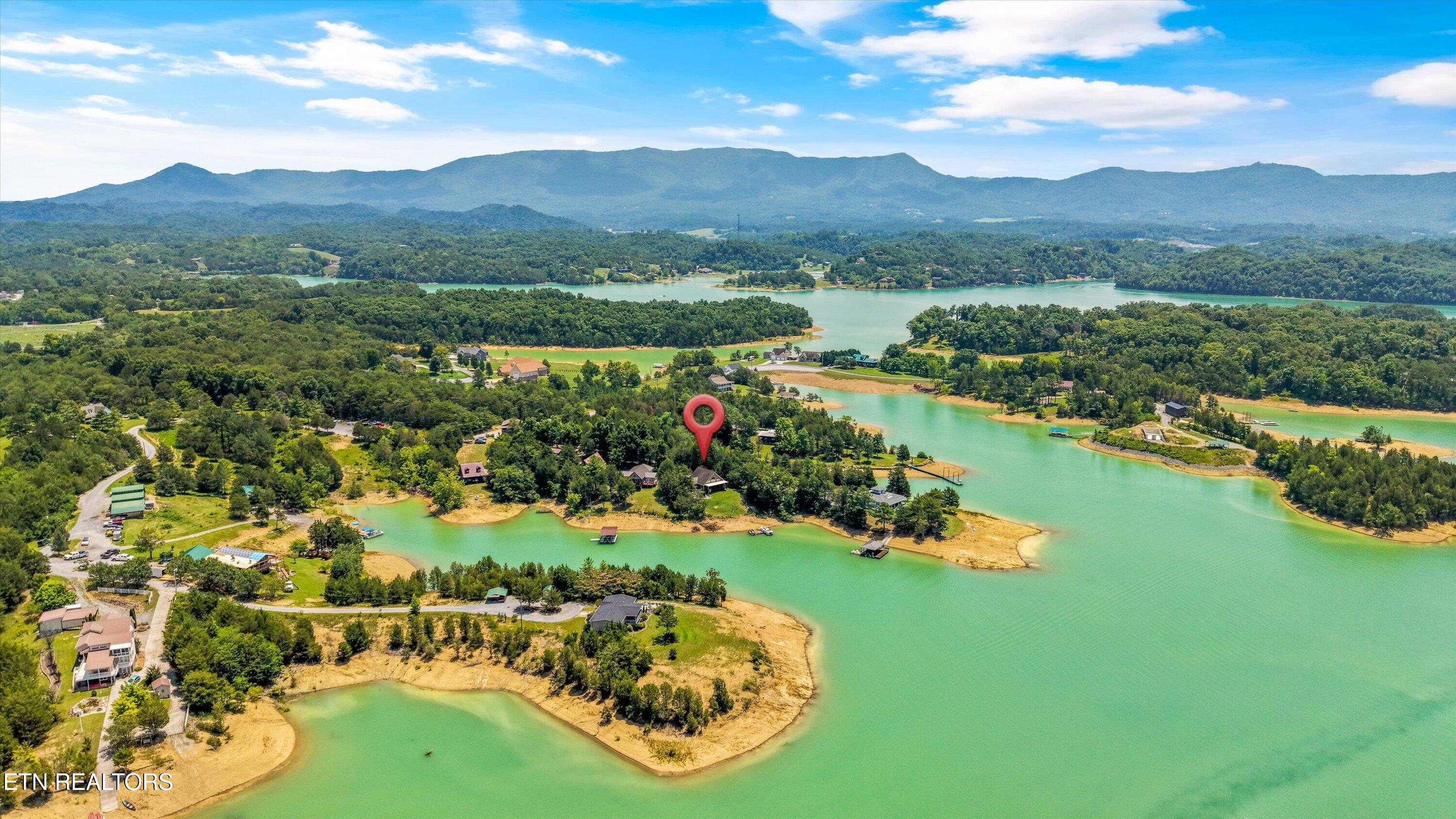 2529 Mccloud Way Dandridge TN 37725