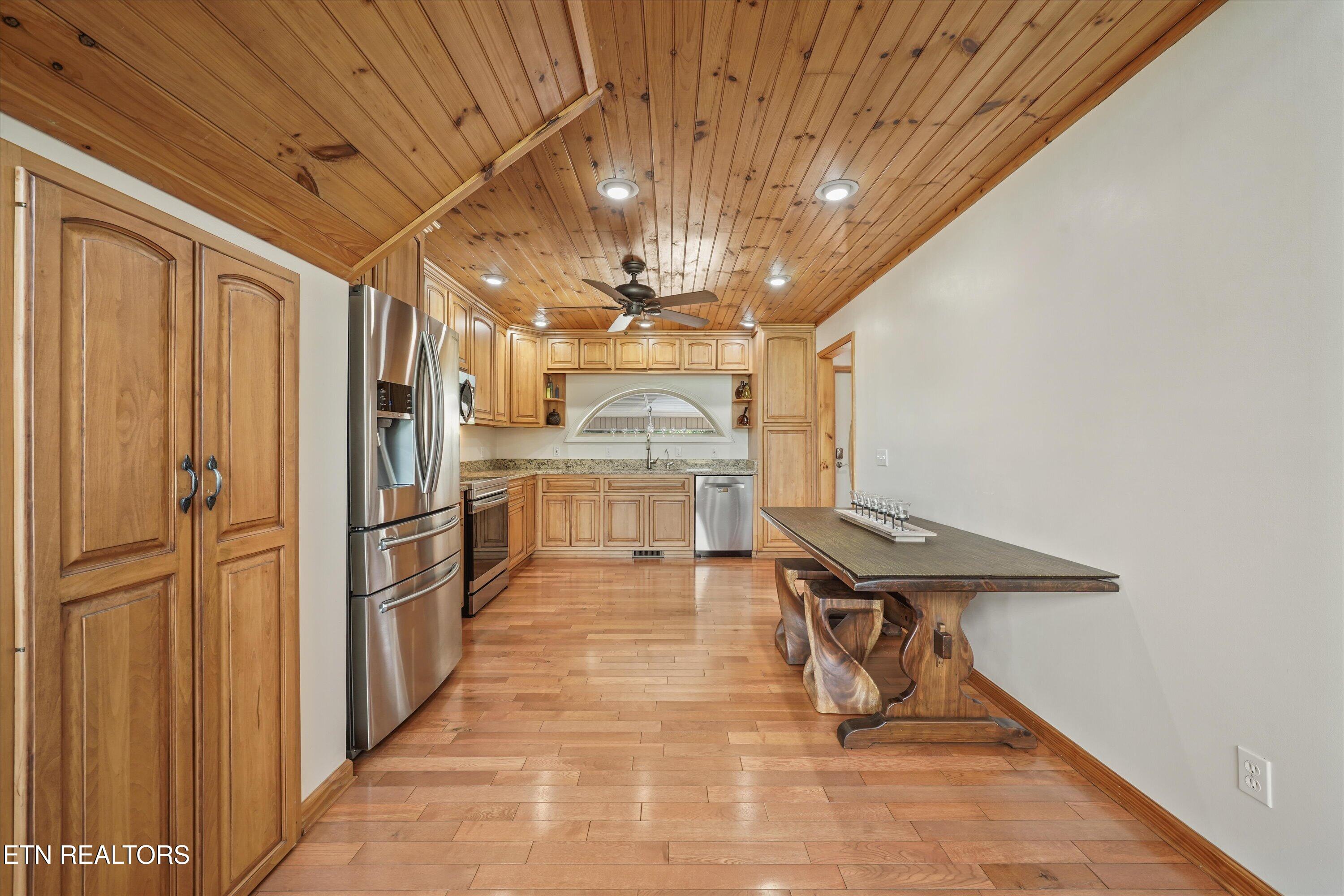 2529 Mccloud Way Dandridge TN 37725