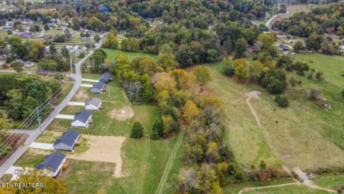 412 Luttrell Road Maynardville TN 37807