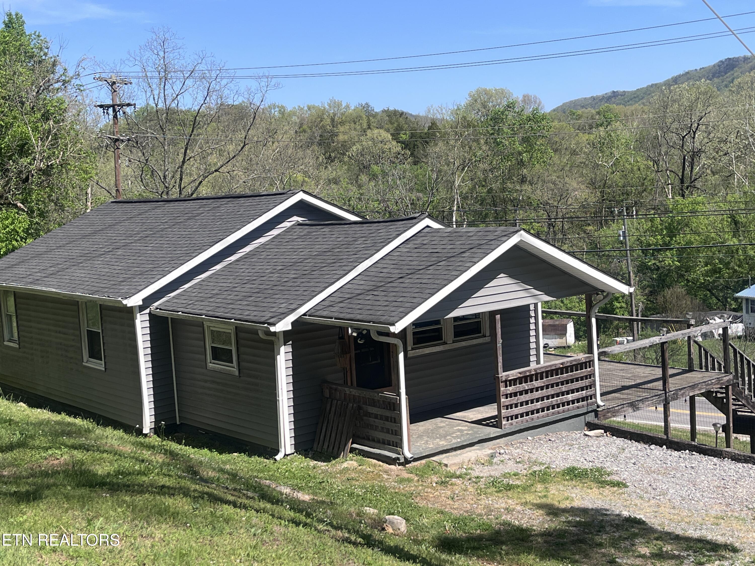 3002 Highway 61 East Luttrell TN 37779