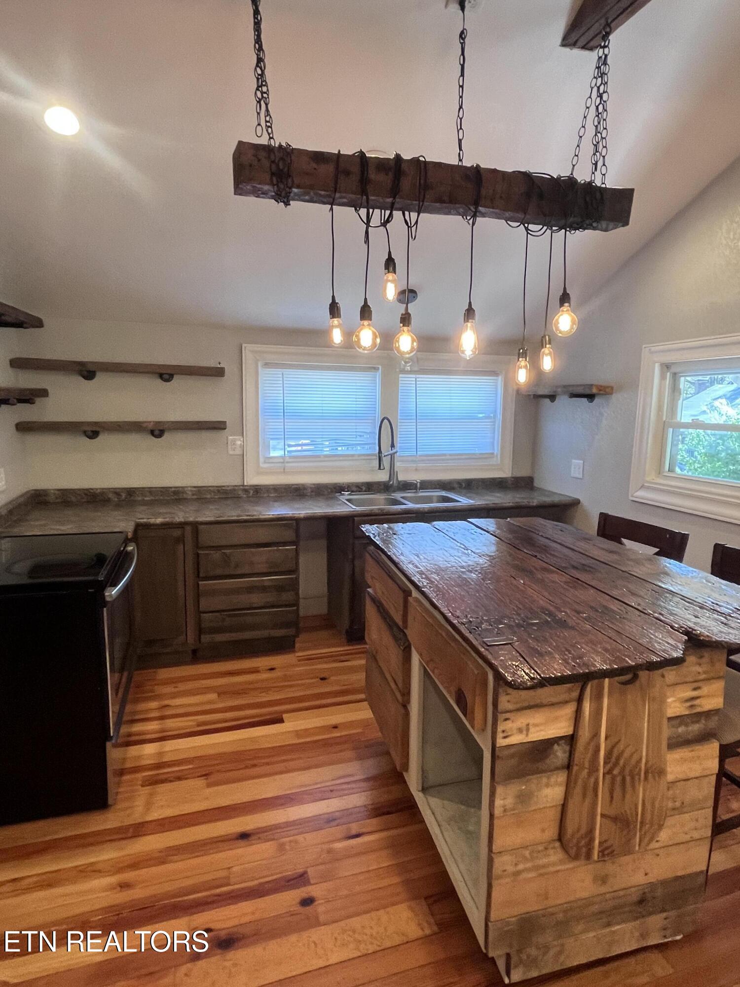 3002 Highway 61 East Luttrell TN 37779