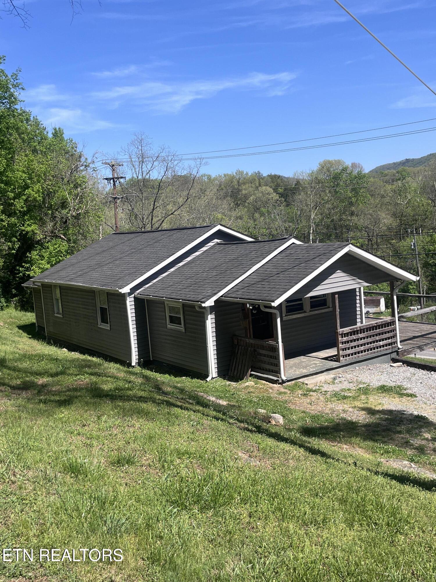 3002 Highway 61 East Luttrell TN 37779
