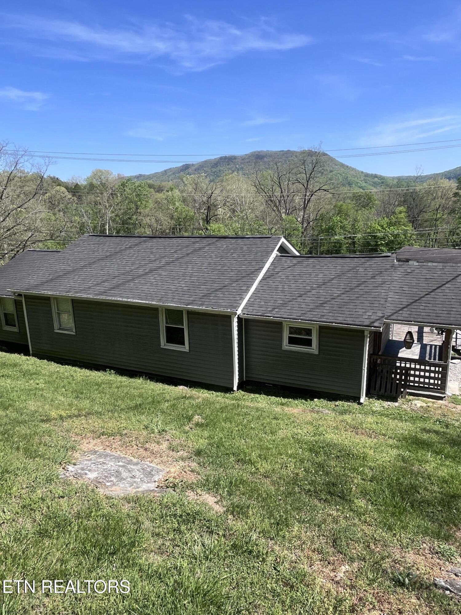 3002 Highway 61 East Luttrell TN 37779