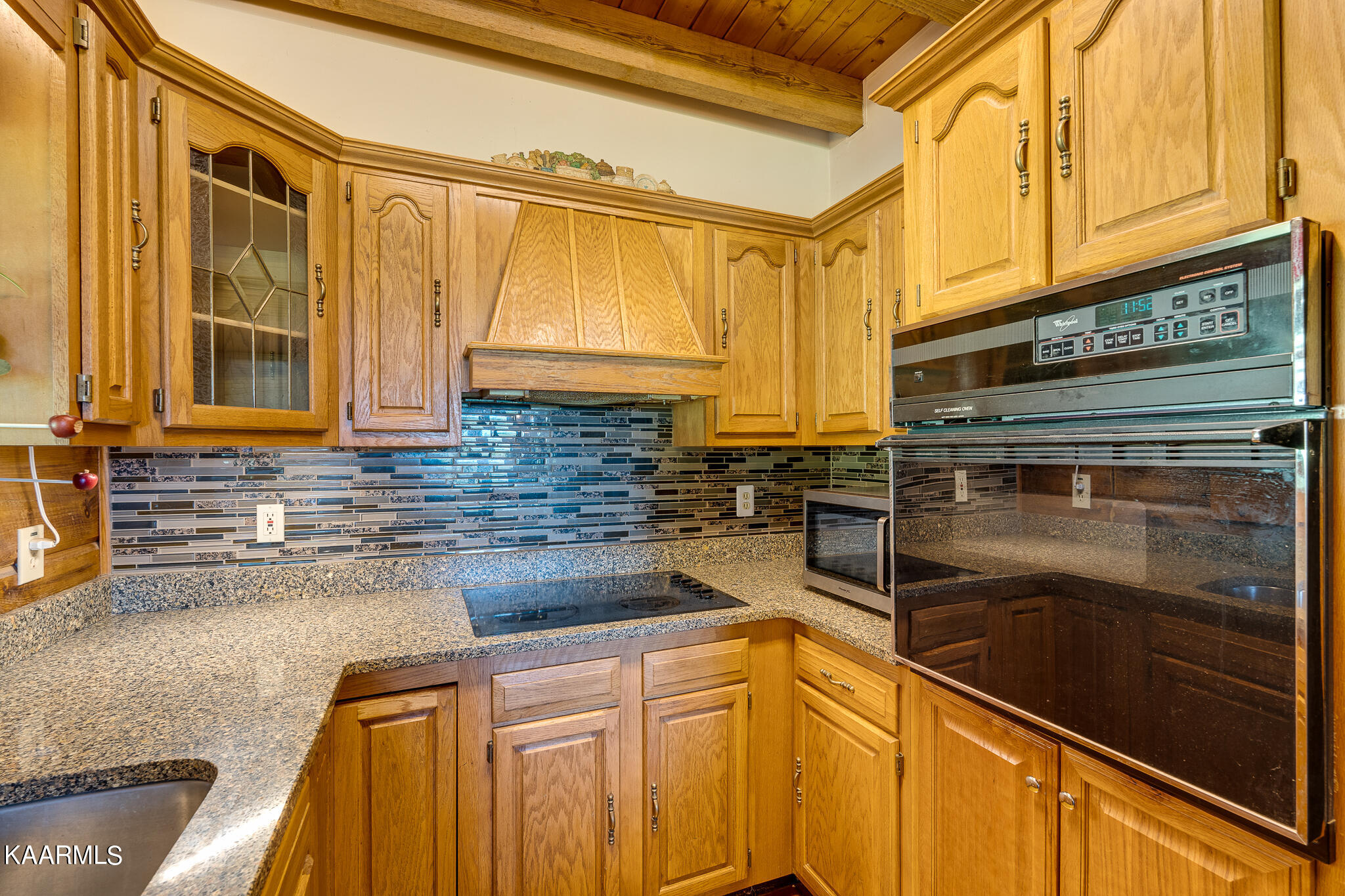 8527 Tazewell Pike Corryton TN 37721