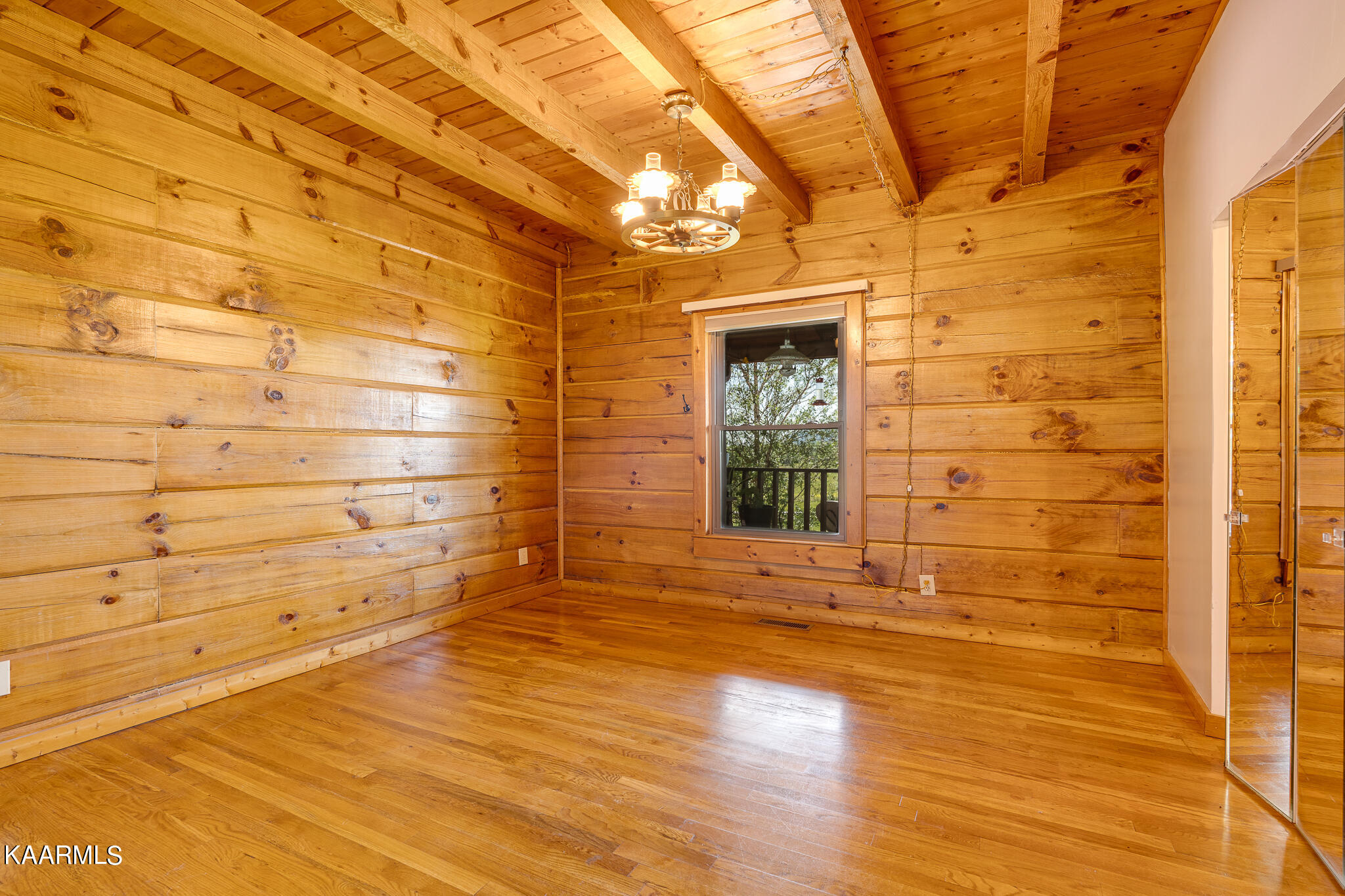 8527 Tazewell Pike Corryton TN 37721